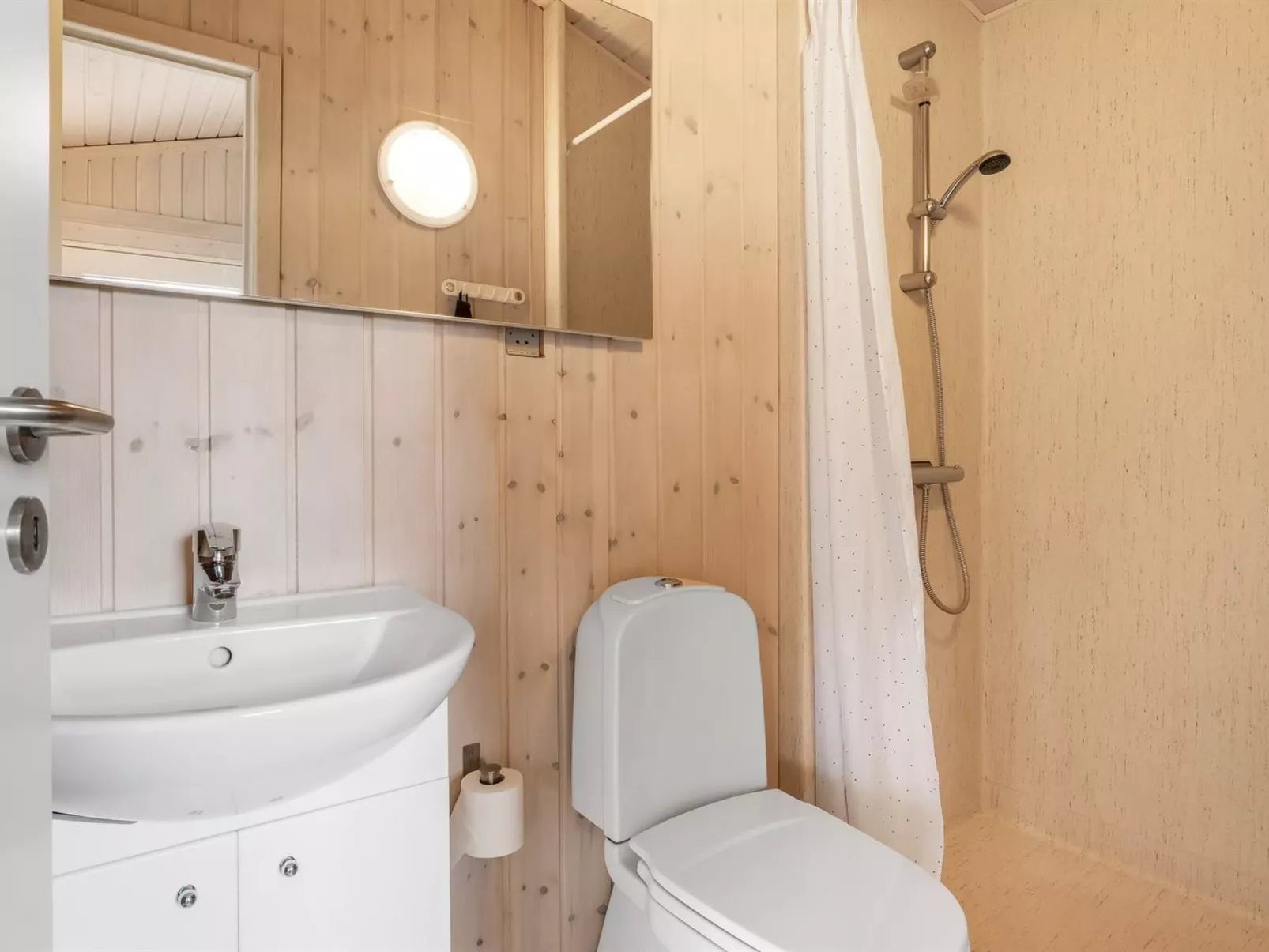 "Verene" - 400m from the sea-Binnen