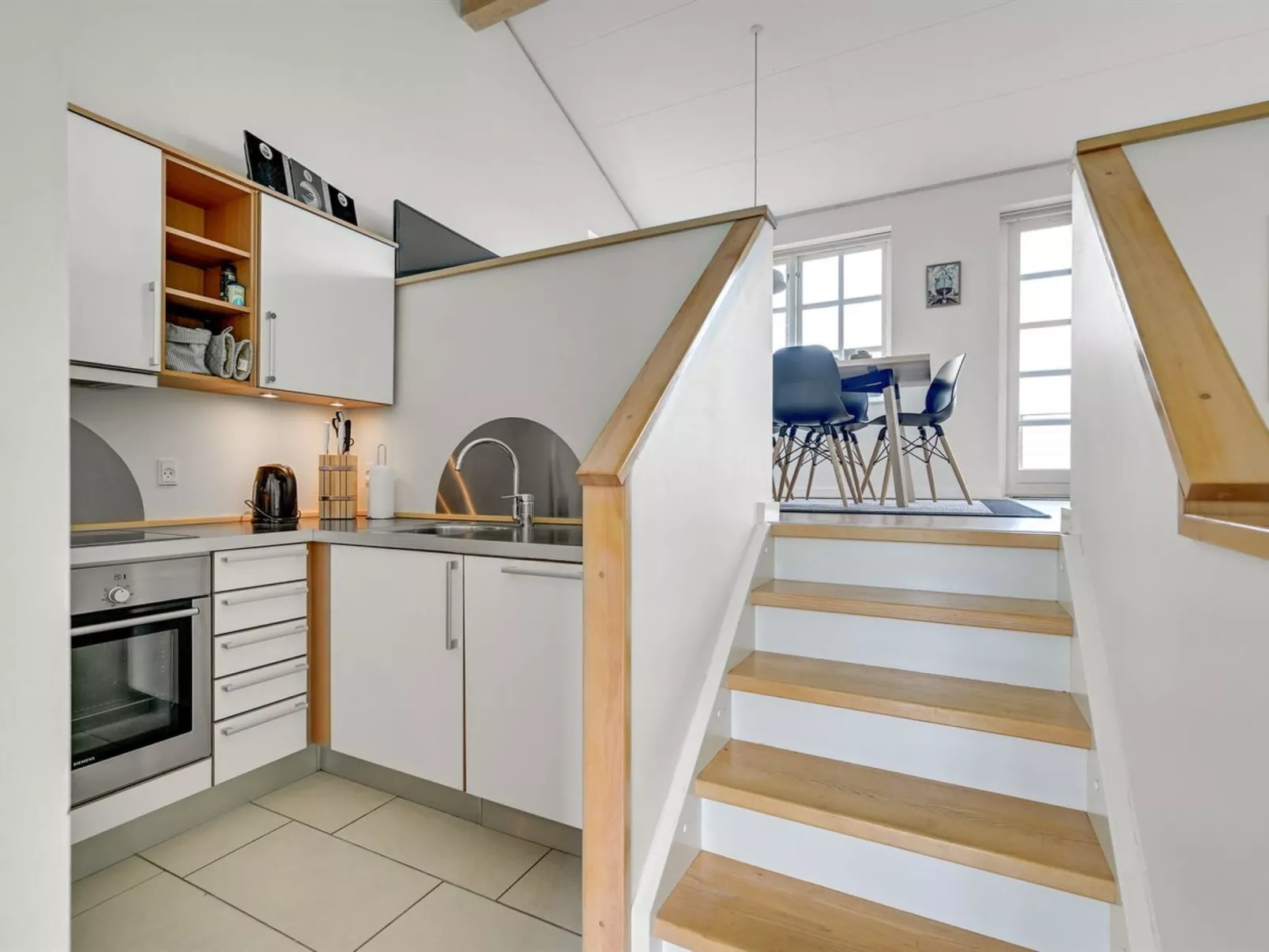 "Asmund" - 150m from the sea-Binnen