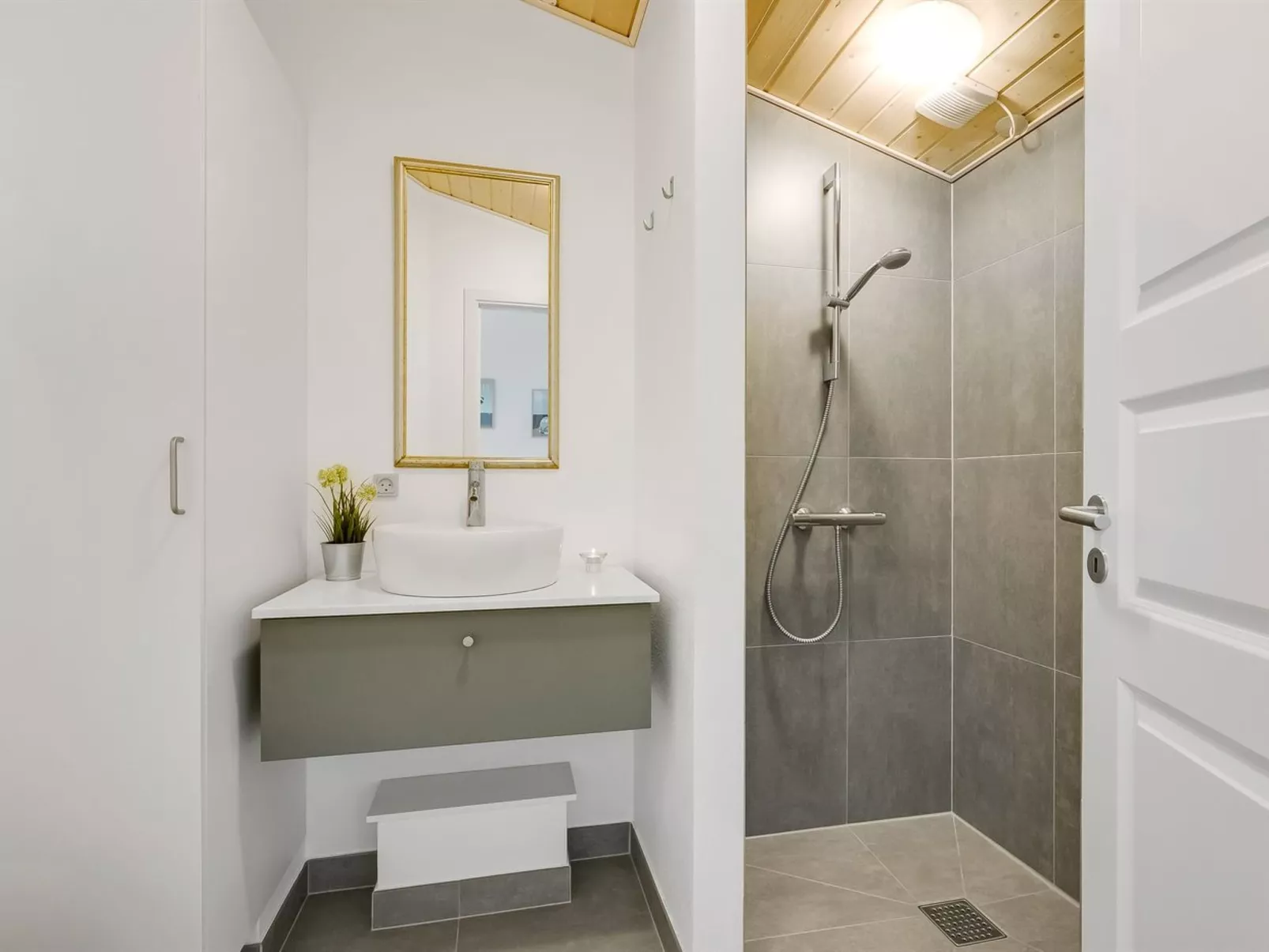 "Temelko" - 200m from the sea-Binnen