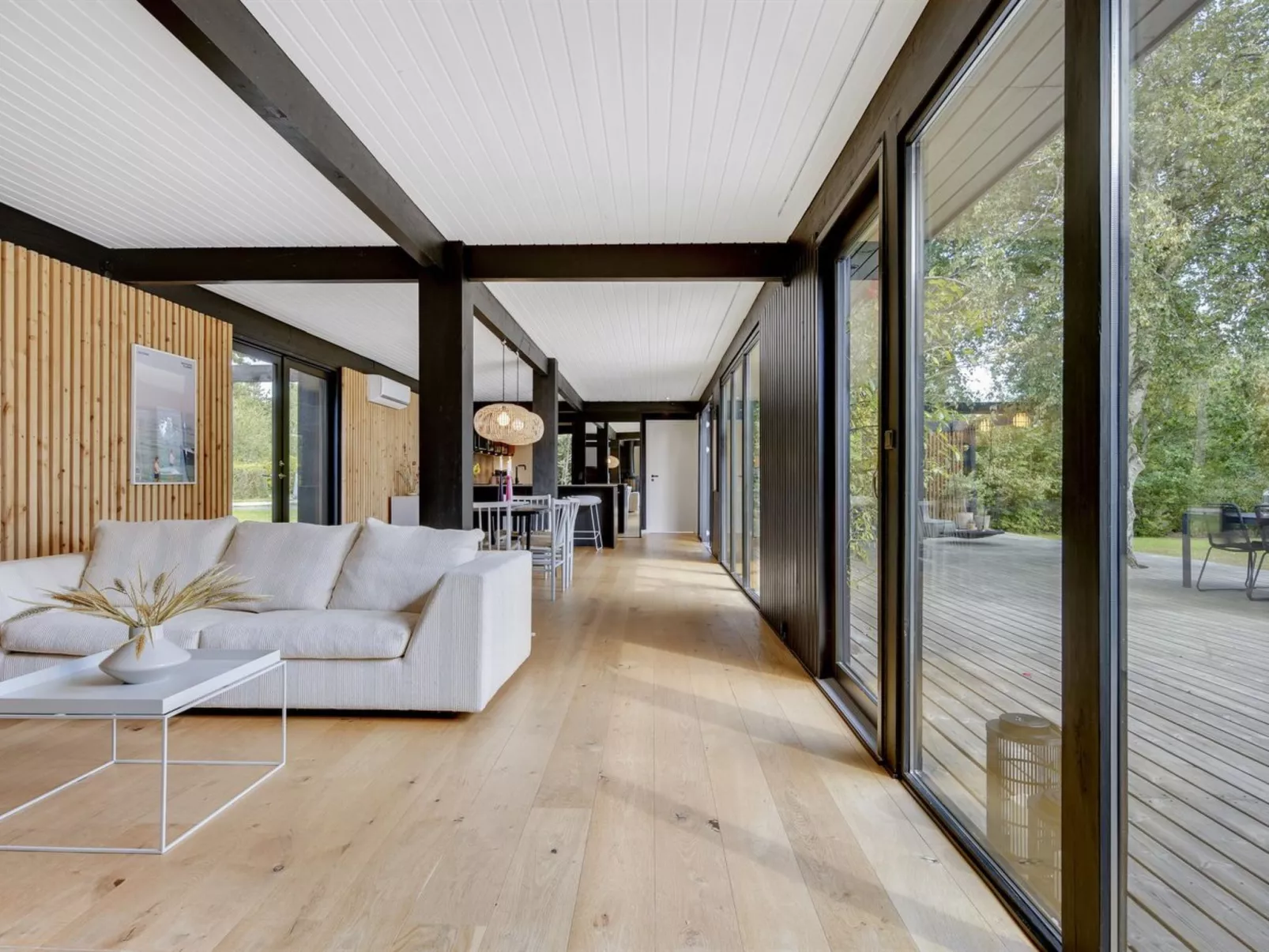 "Hævnir" - 1km from the sea-Binnen