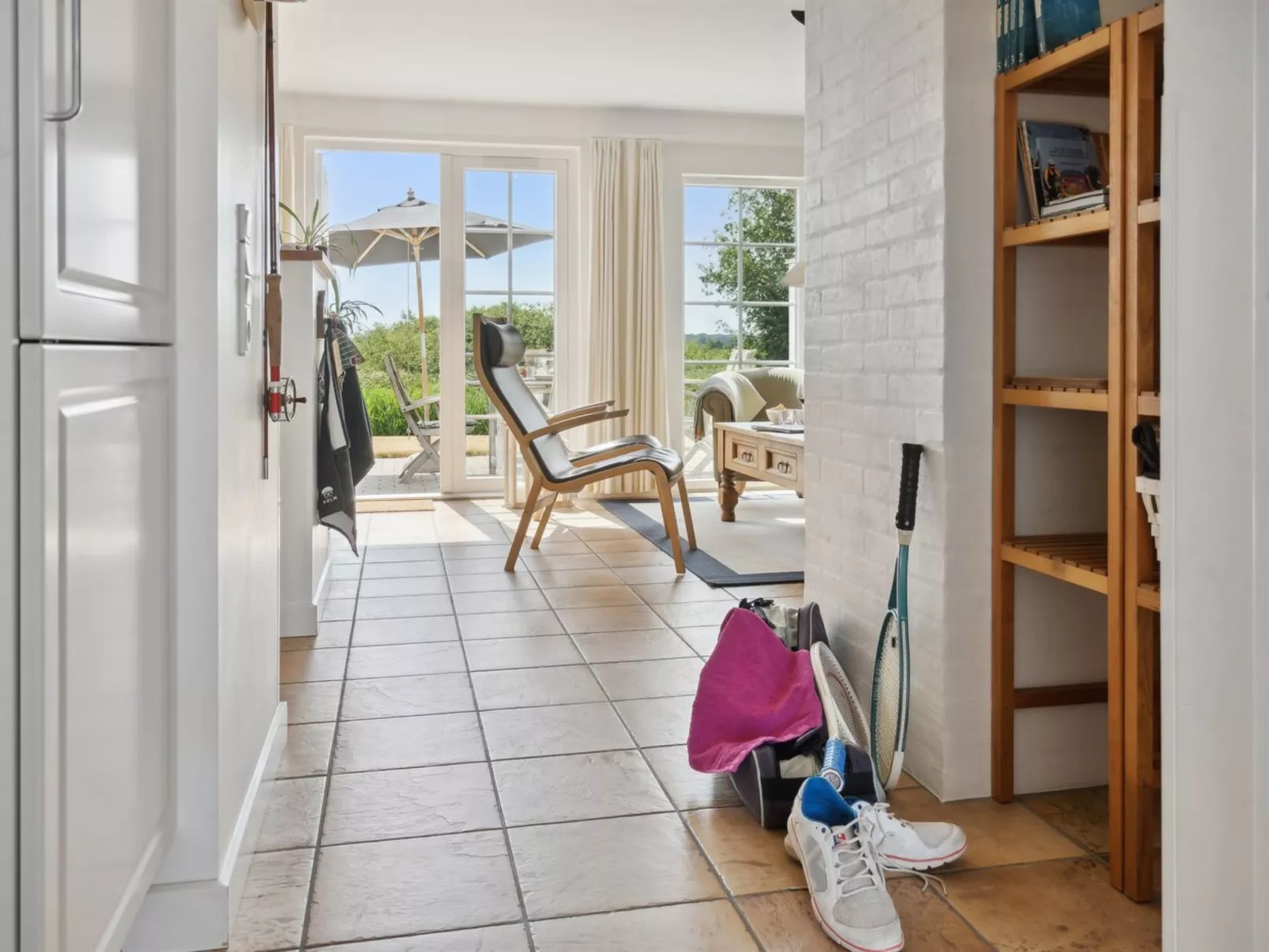 "Daniela" - 300m from the sea-Binnen