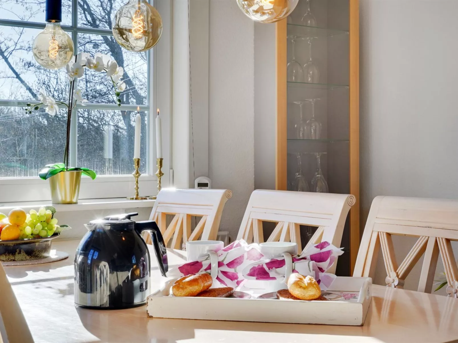 "Harrieth" - 16km from the sea-Binnen