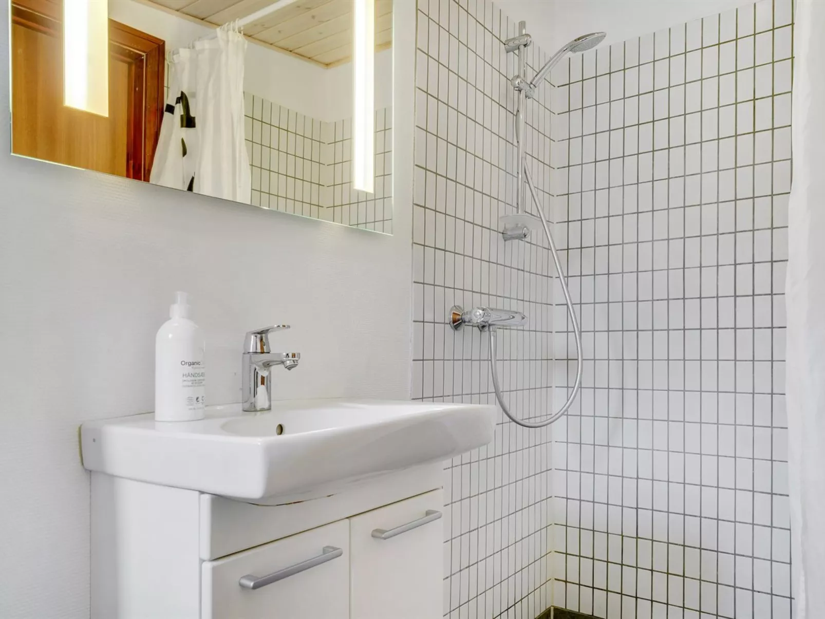 "Albricus" - 250m from the sea-Binnen