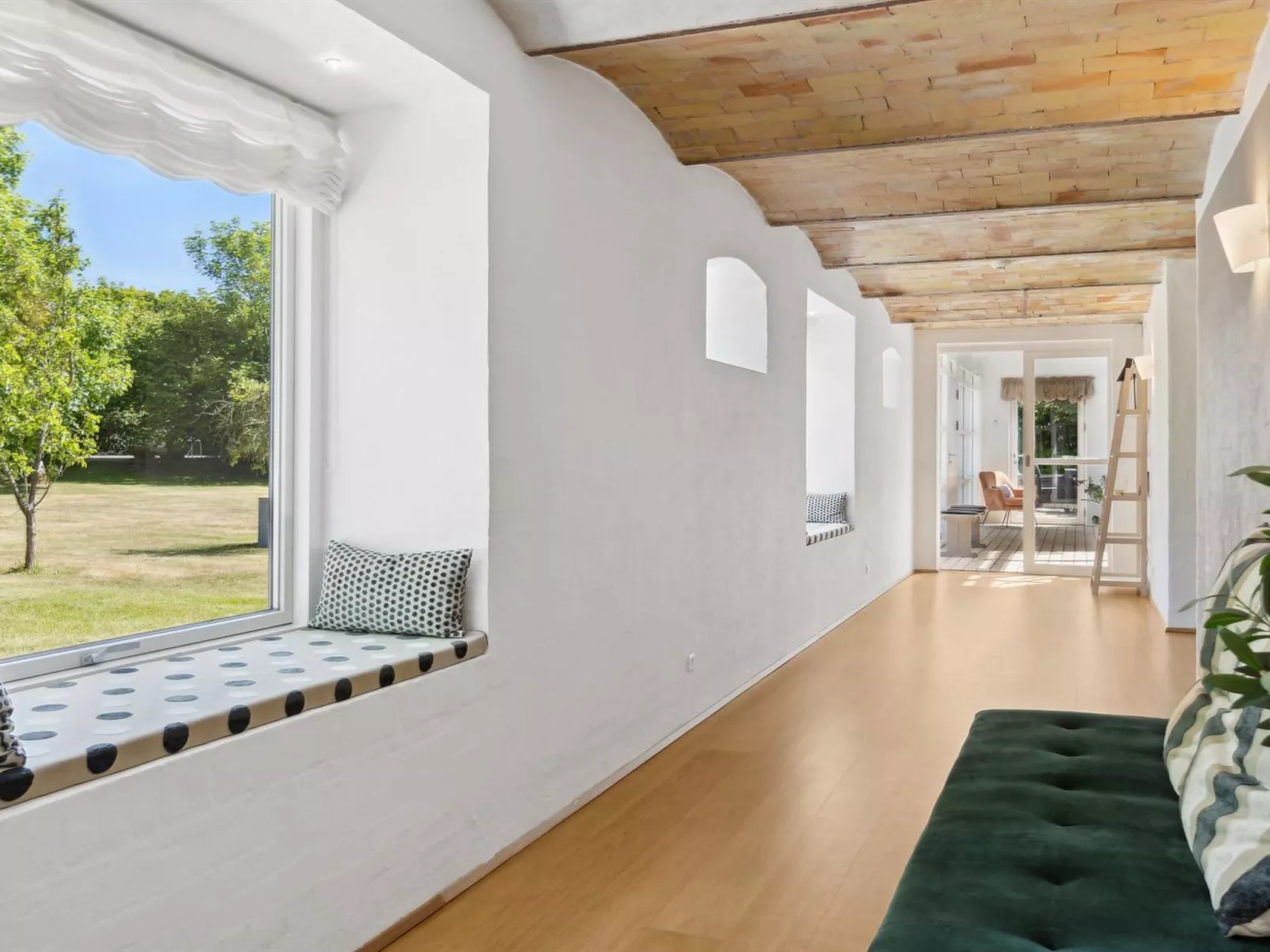 "Thilo" - 2.3km from the sea-Binnen