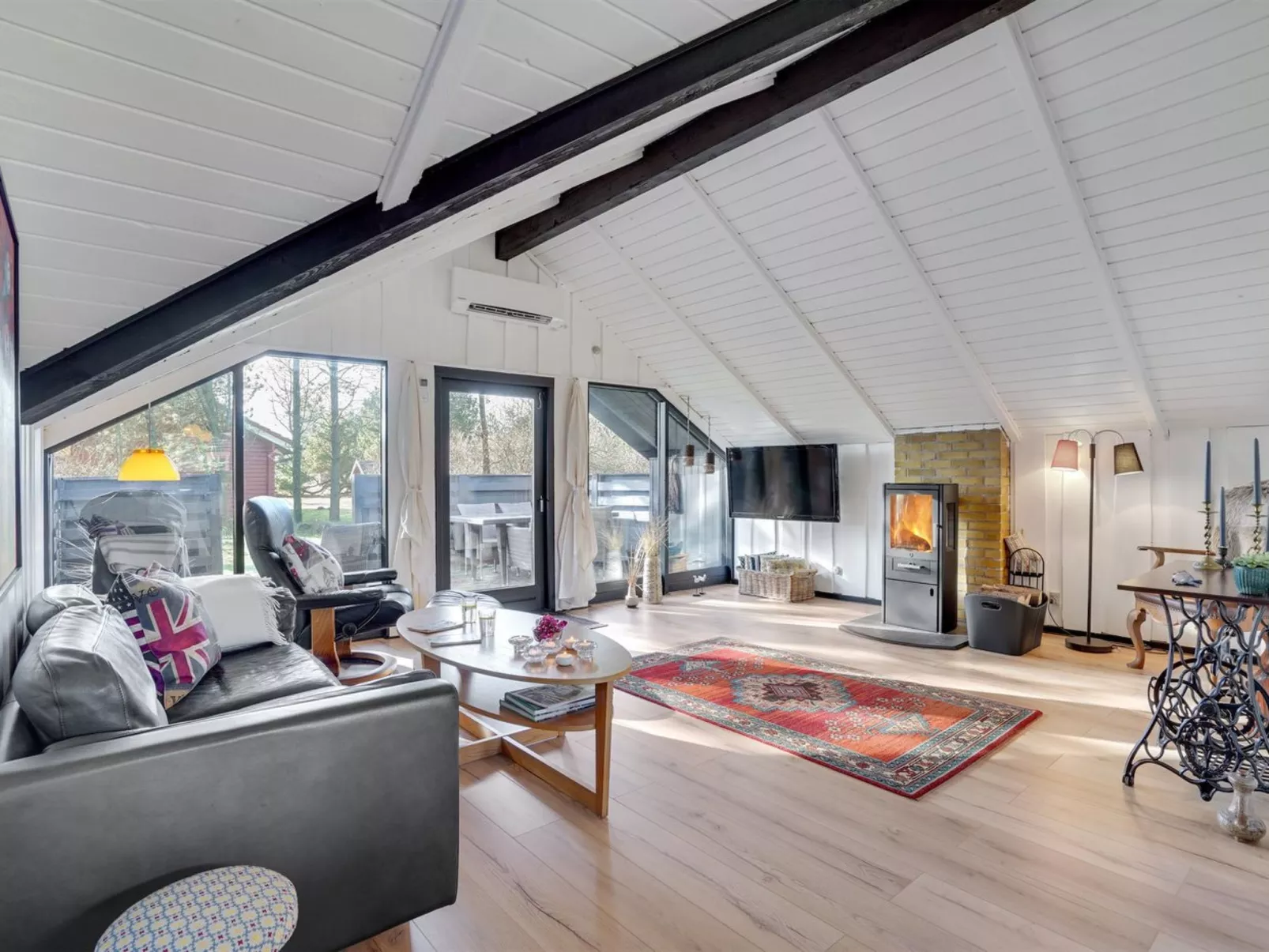 "Raita" - 350m to the fjord-Binnen