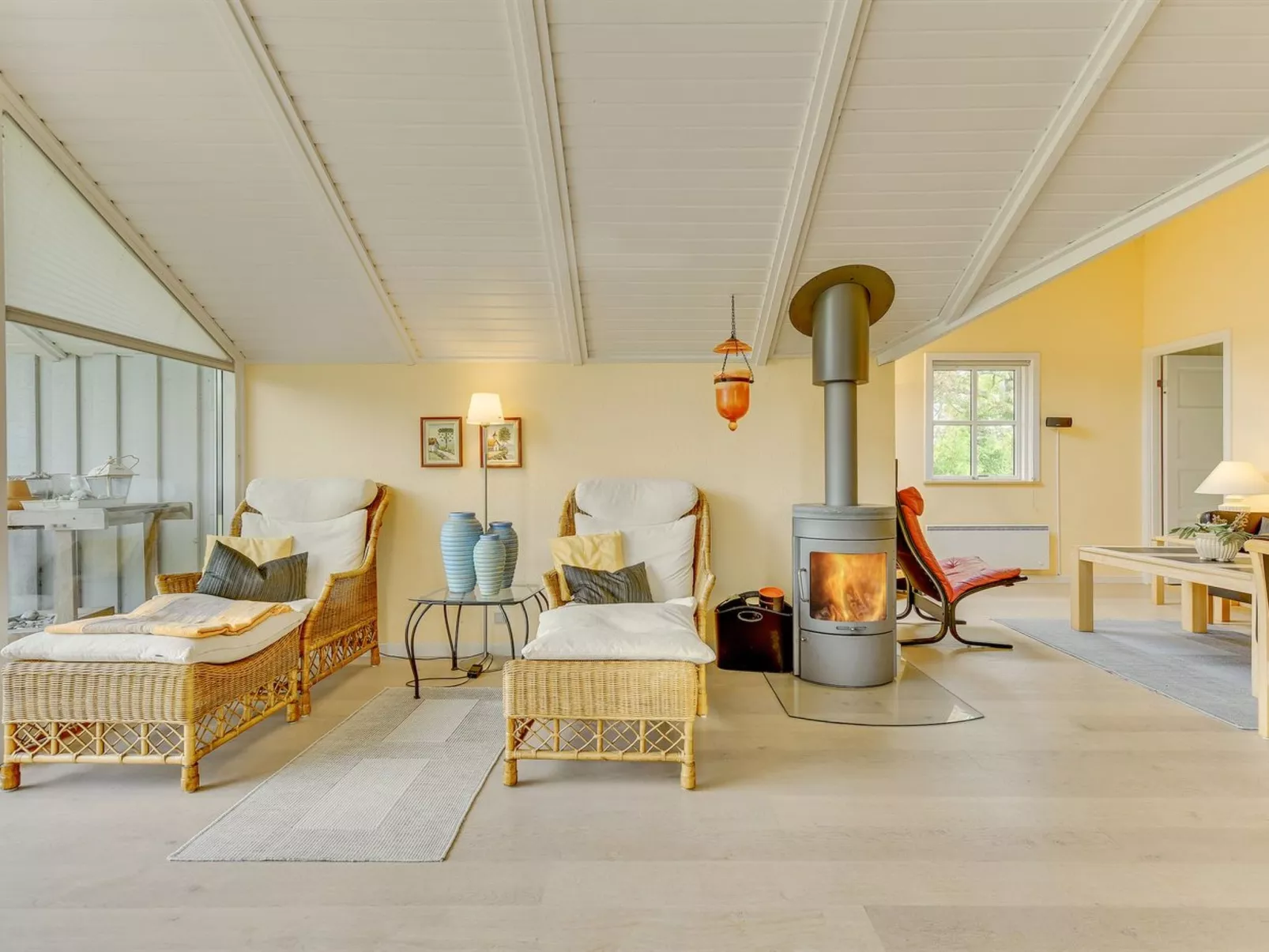 "Armund" - 300m from the sea-Binnen