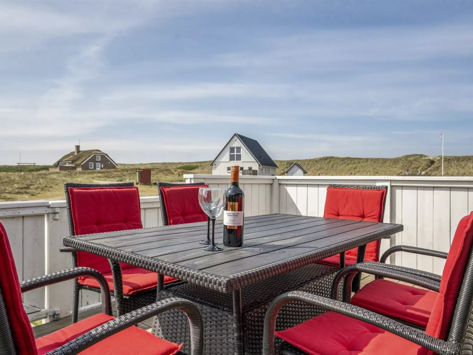 "Hansen" - 75m from the sea-Buiten