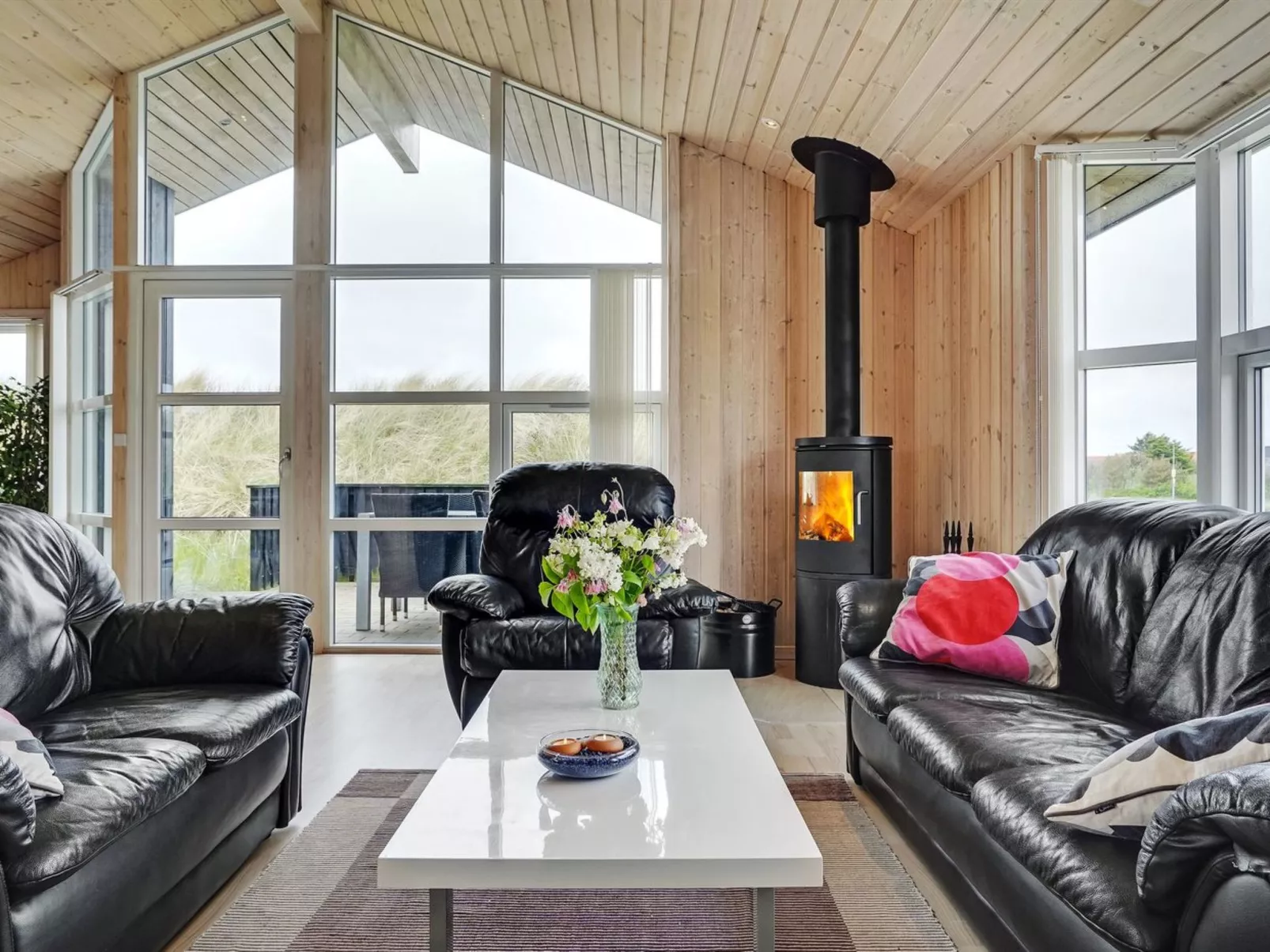 "Frido" - 400m from the sea-Binnen