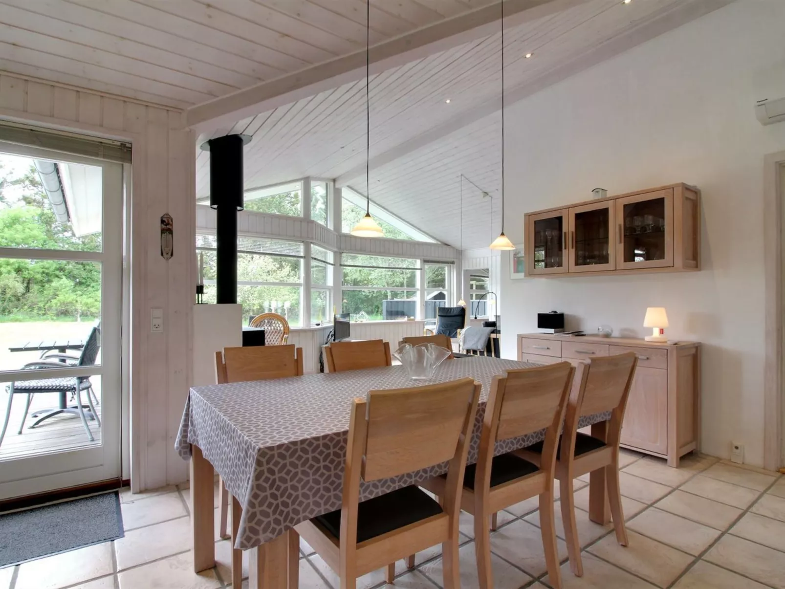 "Siljana" - 1km from the sea-Binnen