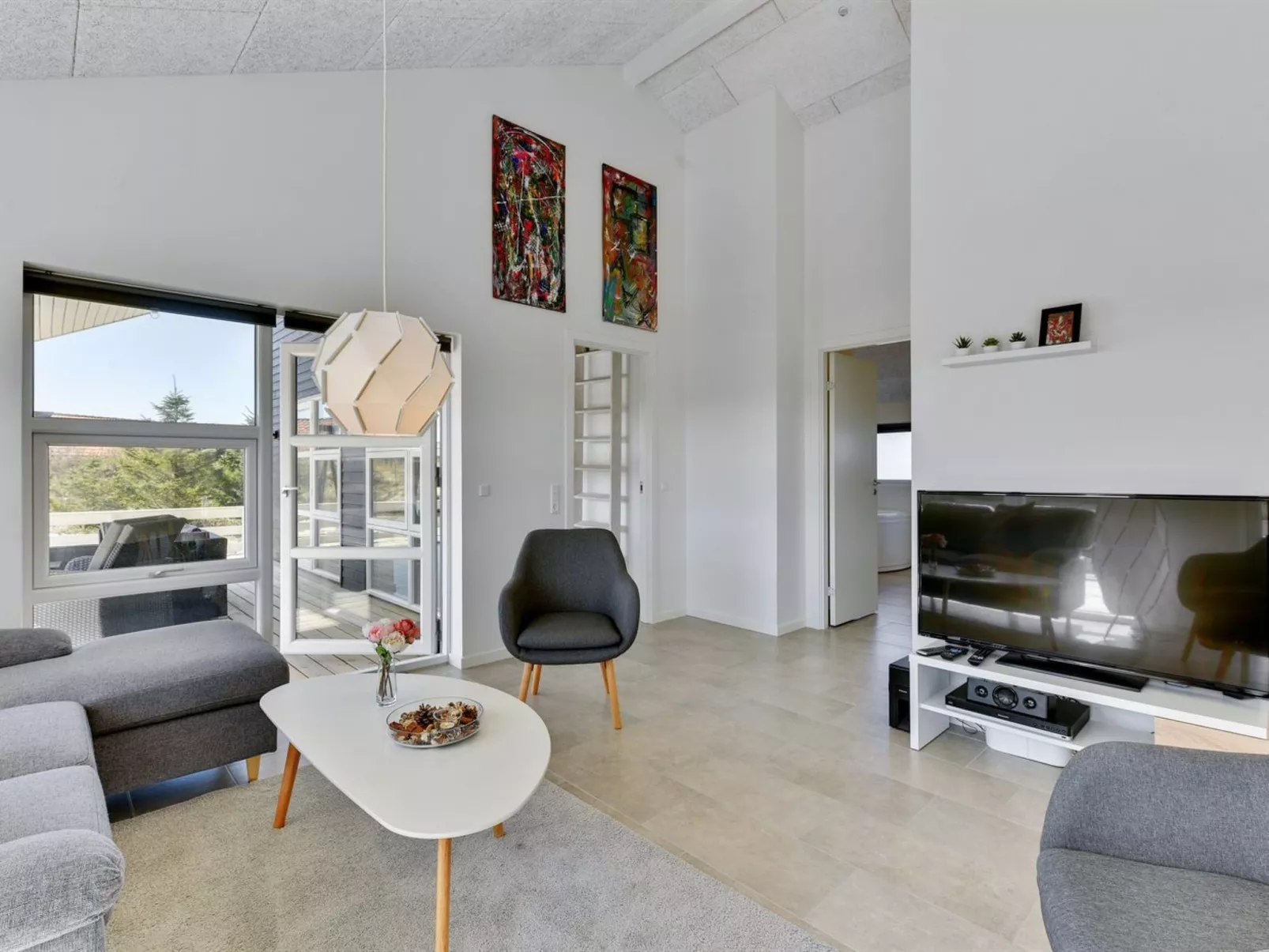 "Karen" - 900m from the sea-Binnen