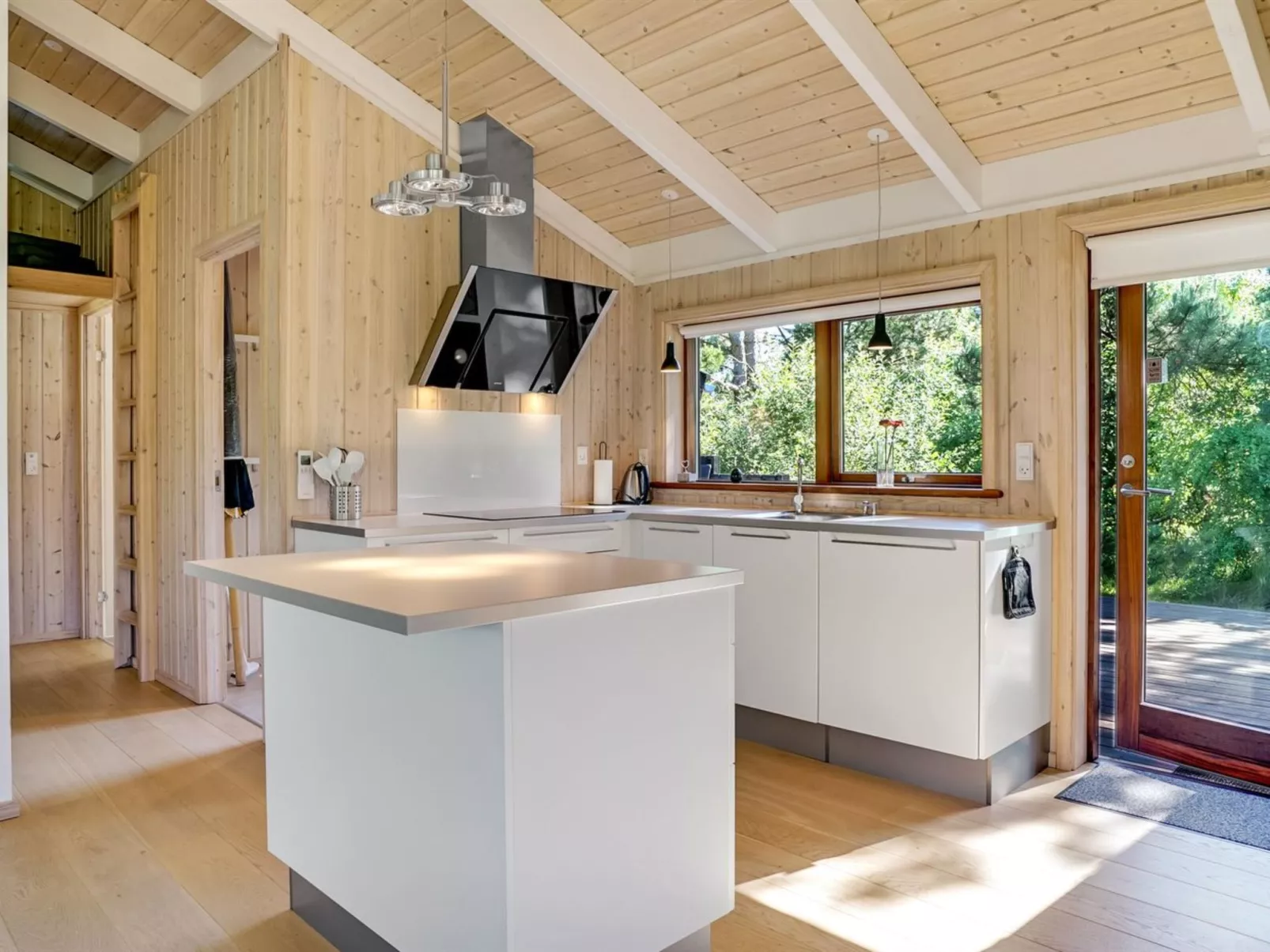 "Kali" - 900m to the fjord-Binnen