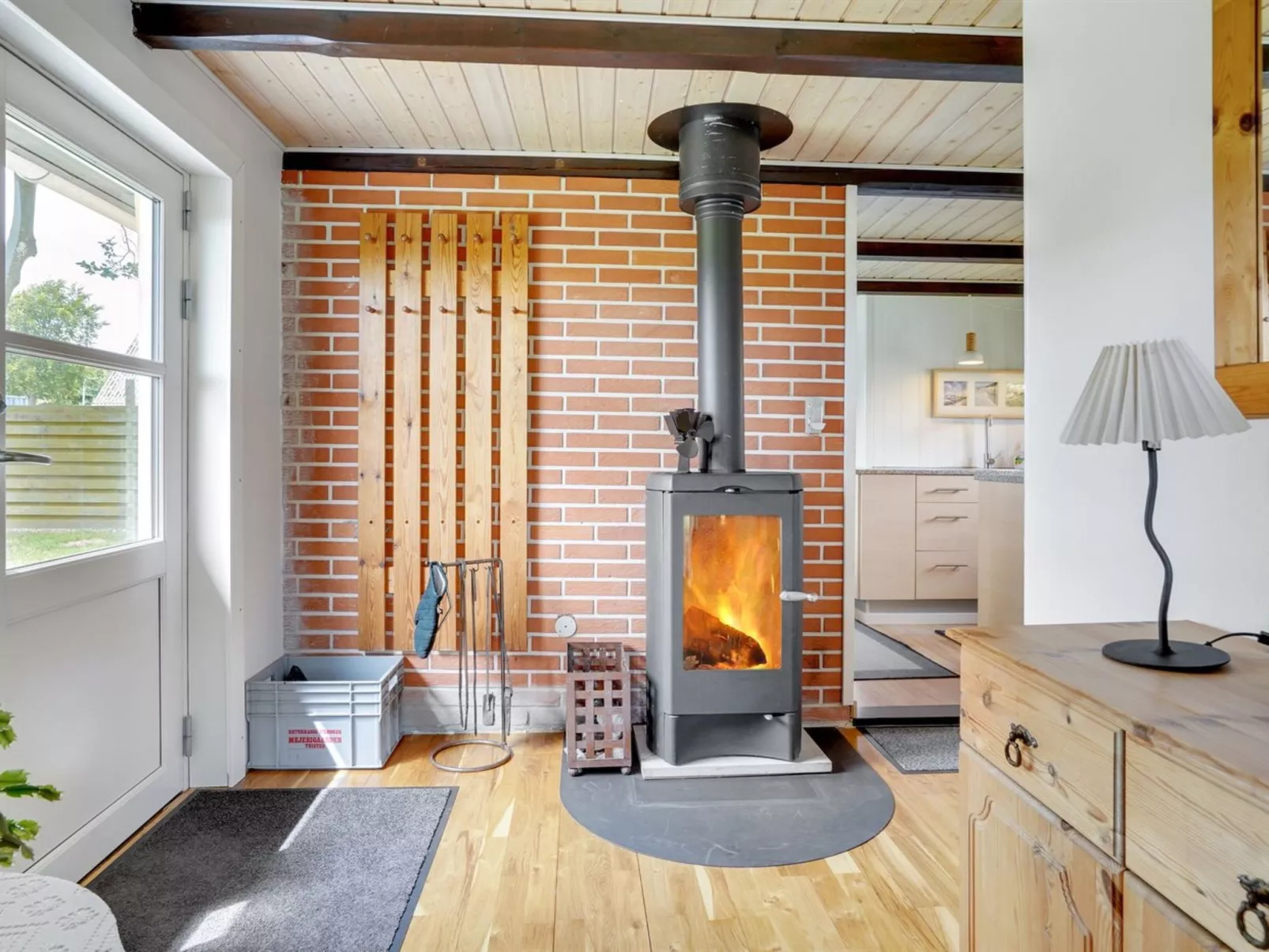 "Leocadia" - 150m to the fjord-Binnen