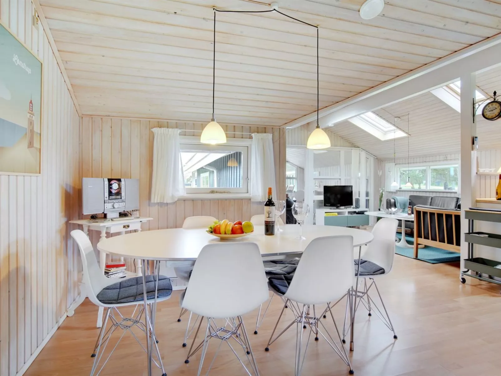 "Fliri" - 700m from the sea-Binnen