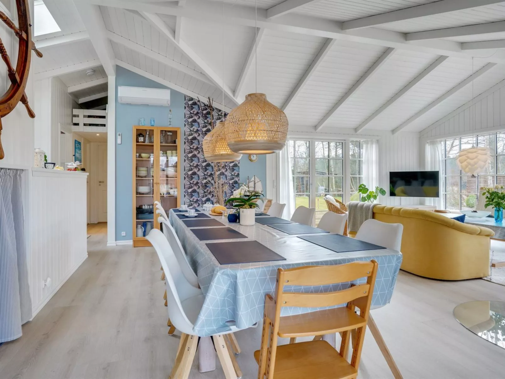 "Fido" - 300m from the sea-Binnen