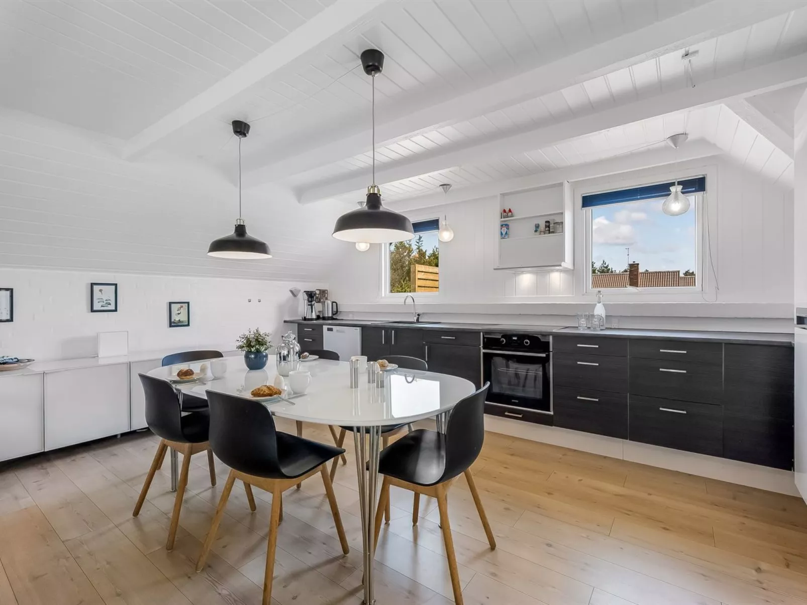 "Lidija" - 850m from the sea-Binnen