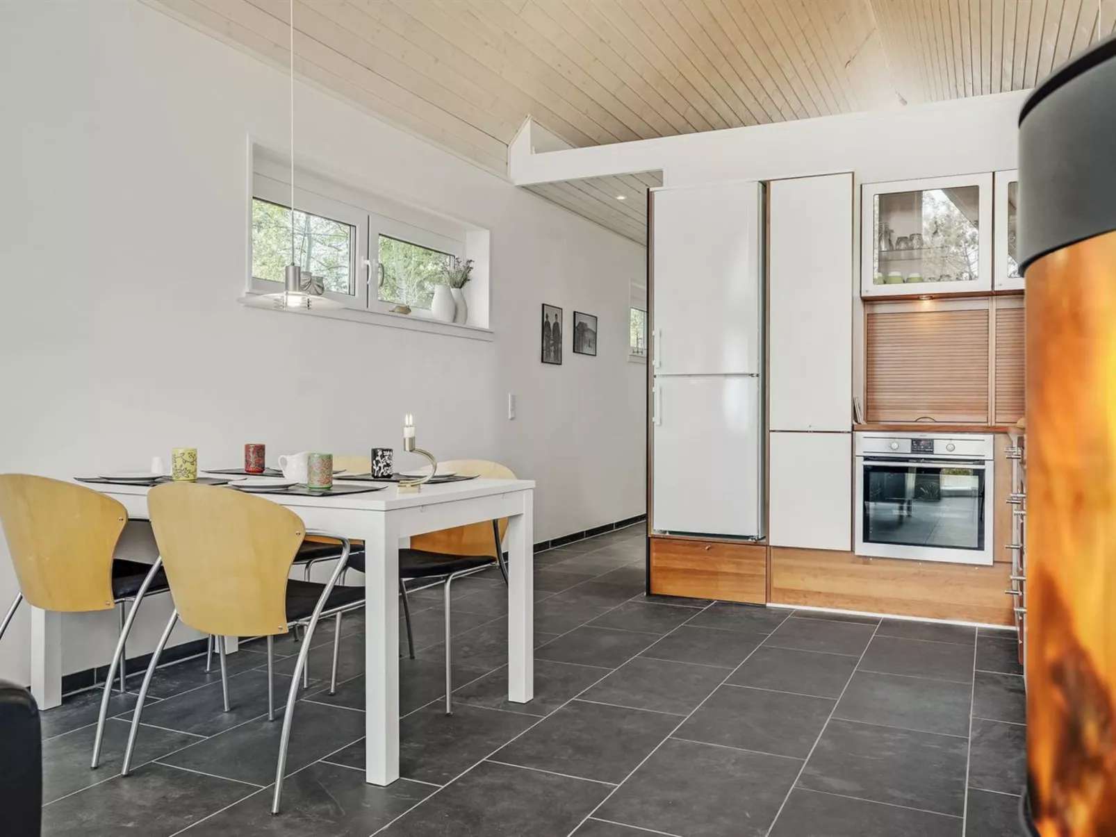 "Angelita" - 80m to the fjord-Binnen