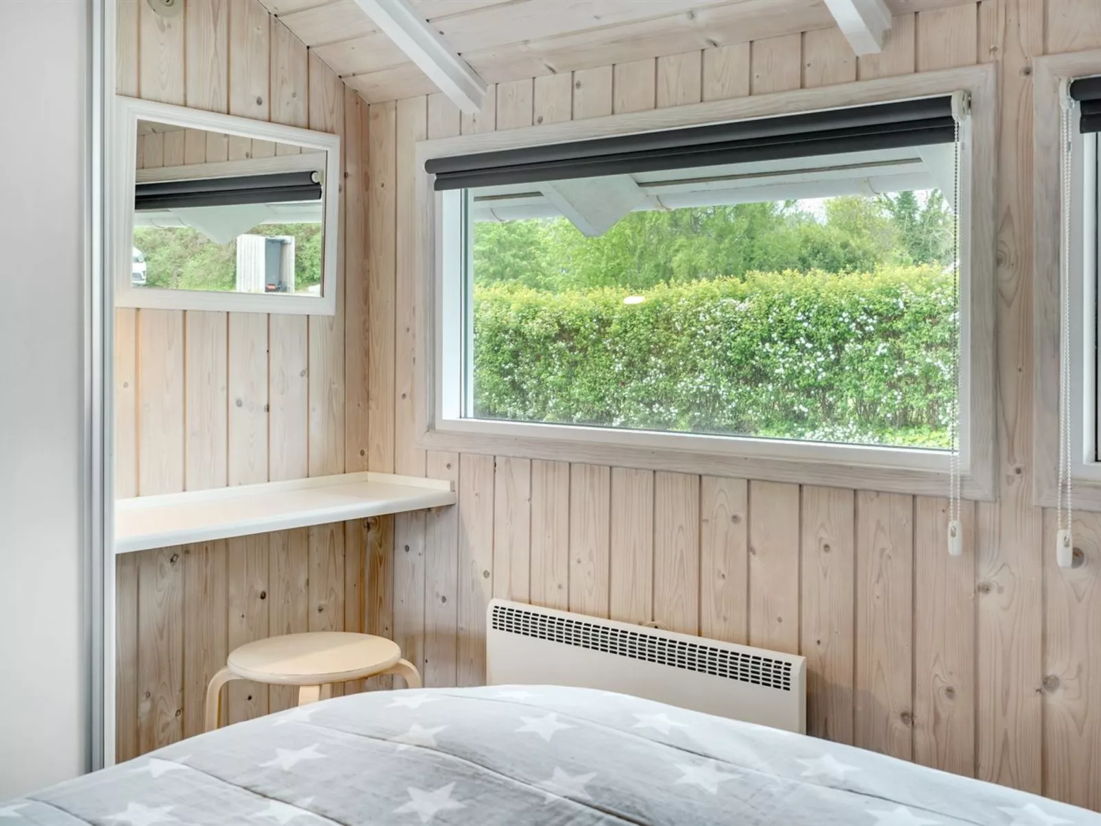 "Annvy" - 200m from the sea-Binnen