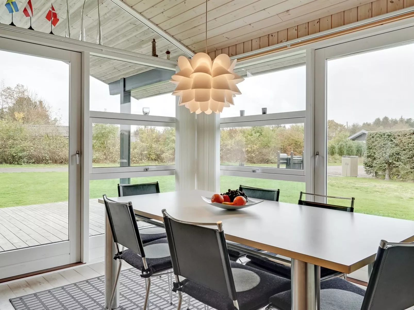 "Tayler" - 1.8km from the sea-Binnen