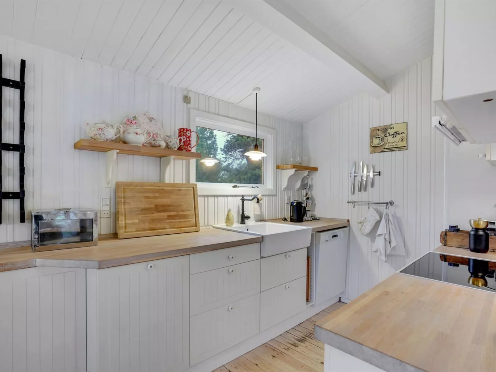 "Fjola" - 200m from the sea-Binnen