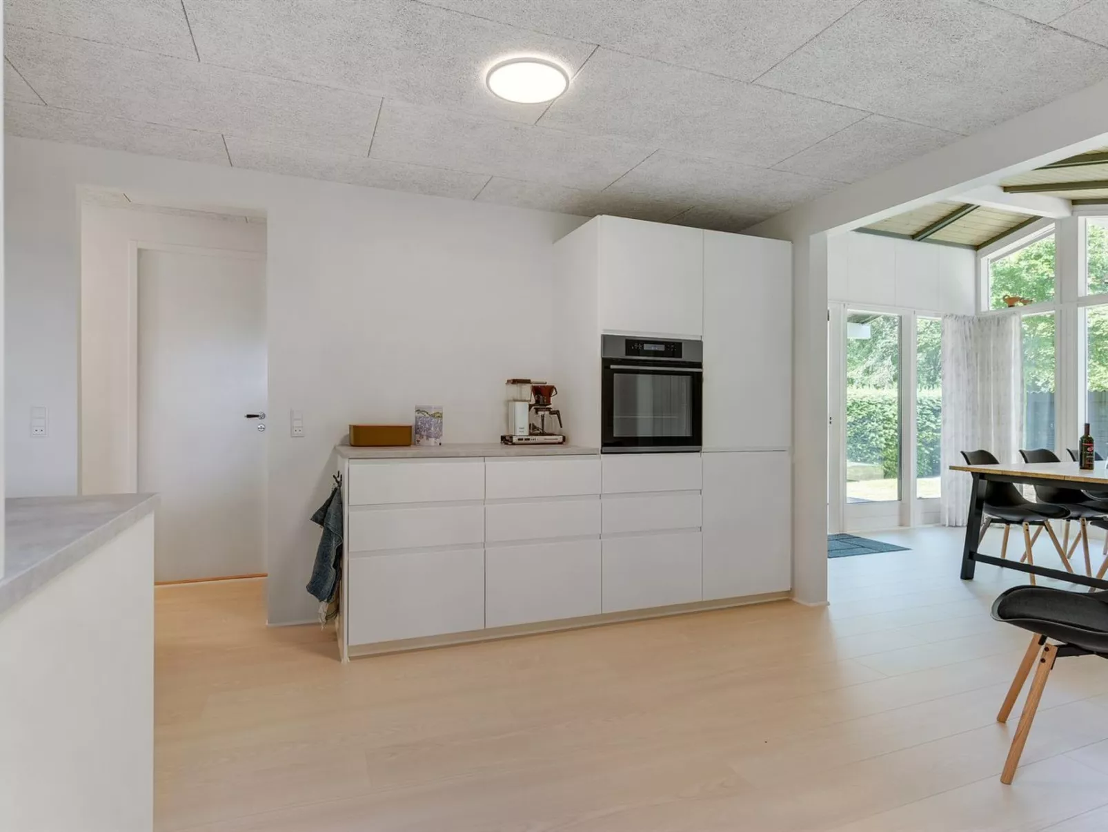 "Eriksine" - 150m from the sea-Binnen