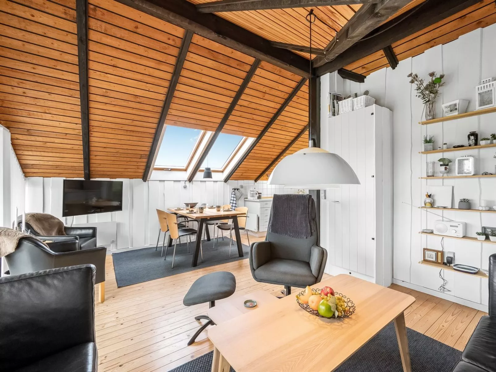 "Olesia" - 250m from the sea-Binnen