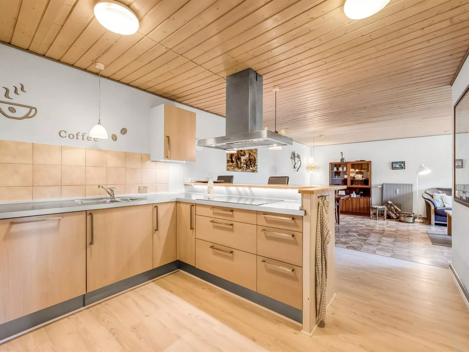 "Evina" - 17km to the fjord-Binnen