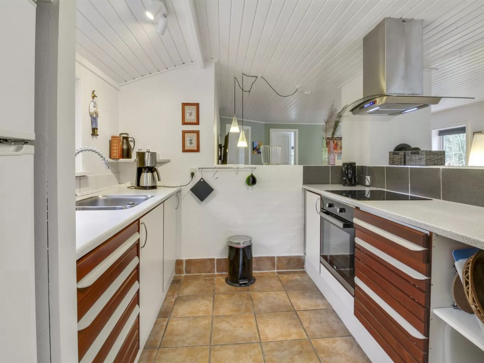 "Josina" - 32km from the sea-Binnen