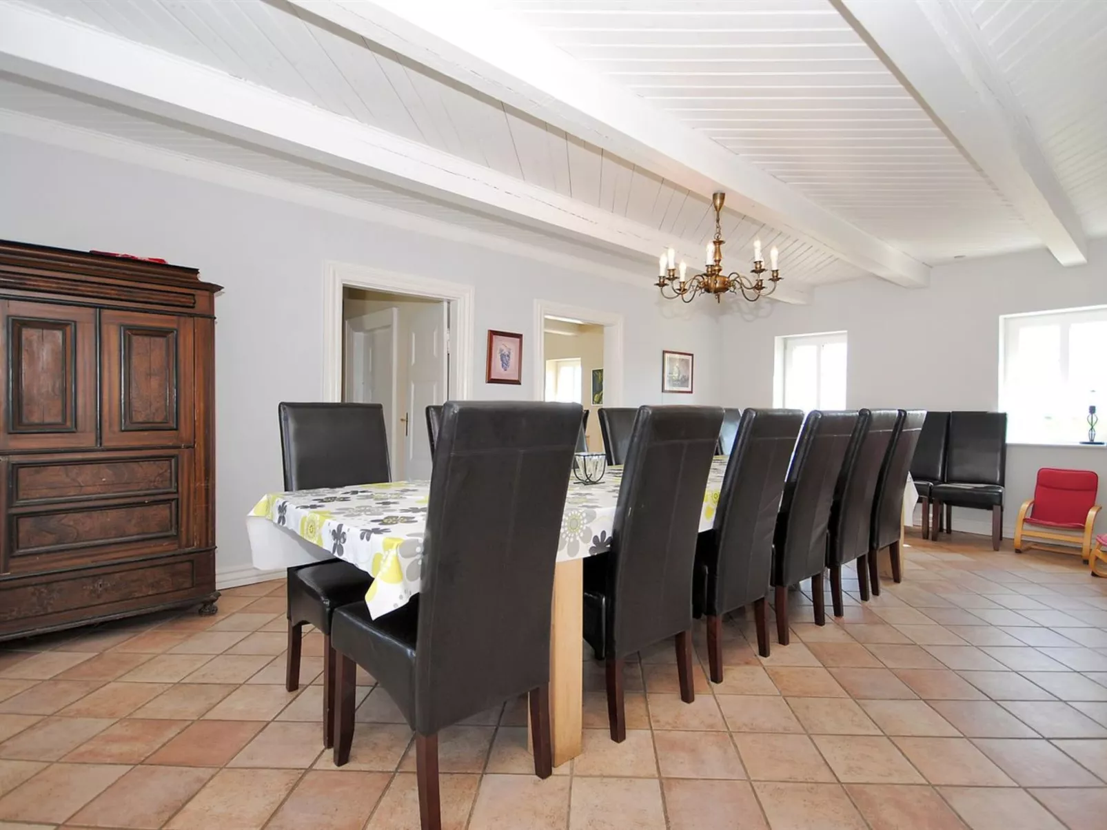 "Alois" - 1km to the fjord-Binnen