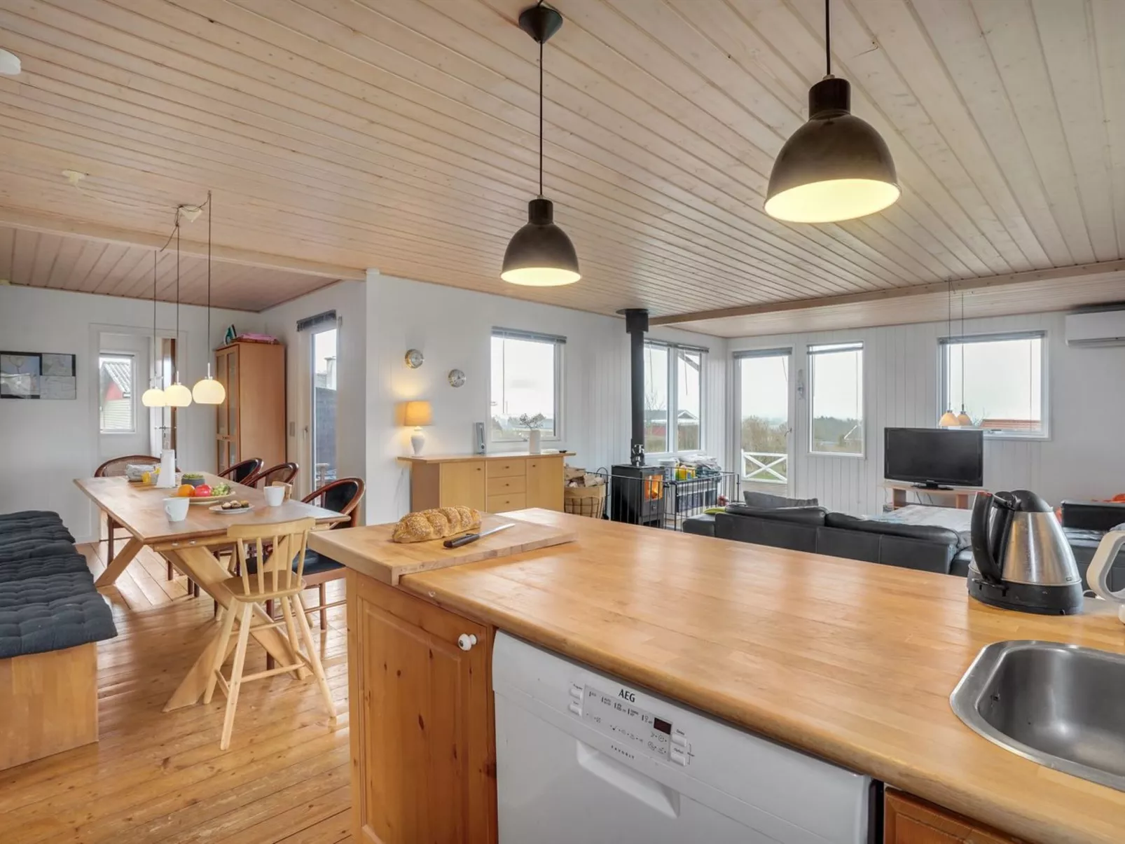 "Awer" - 300m to the fjord-Binnen