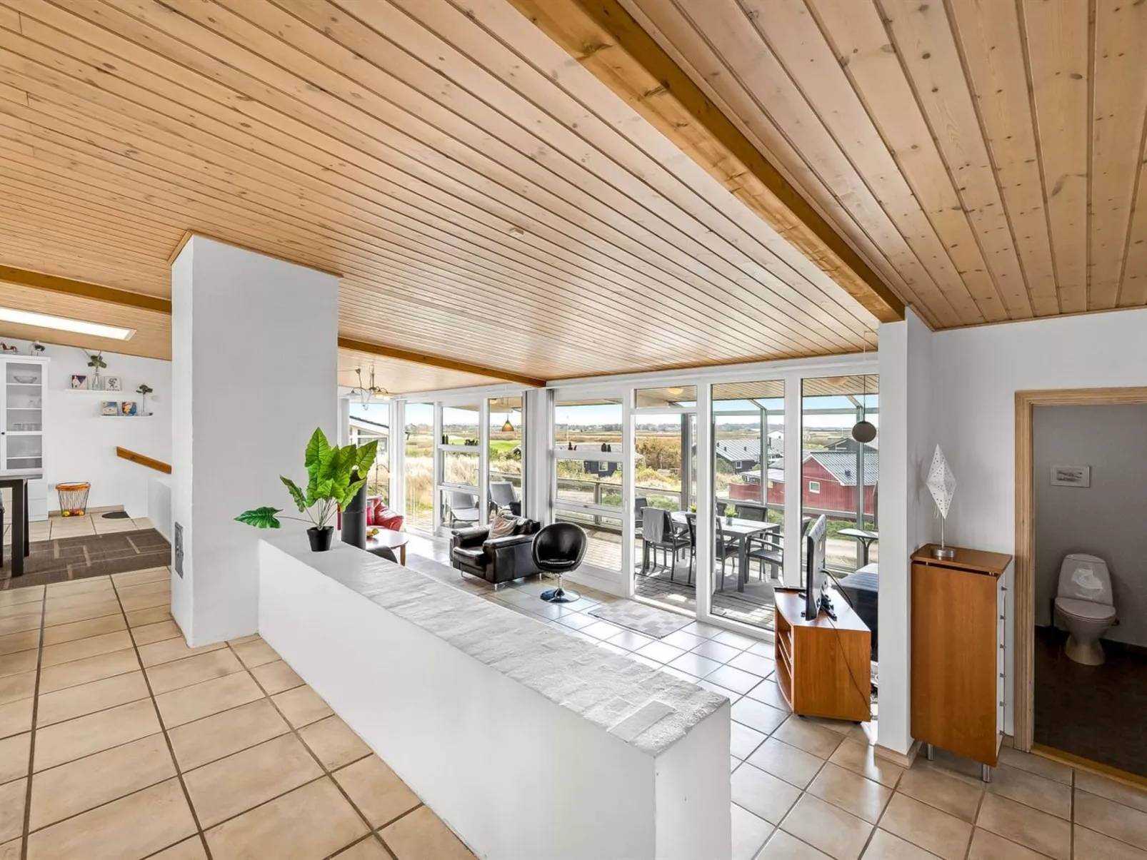 "Emelin" - 475m from the sea-Binnen