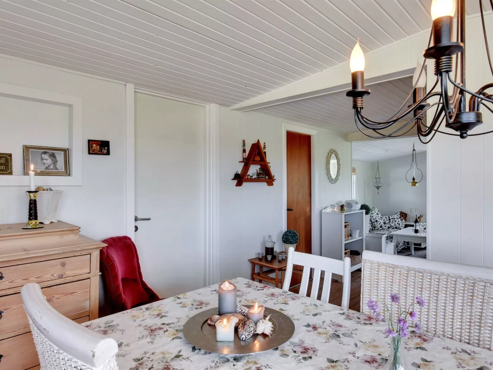 "Anik" - 100m from the sea-Binnen