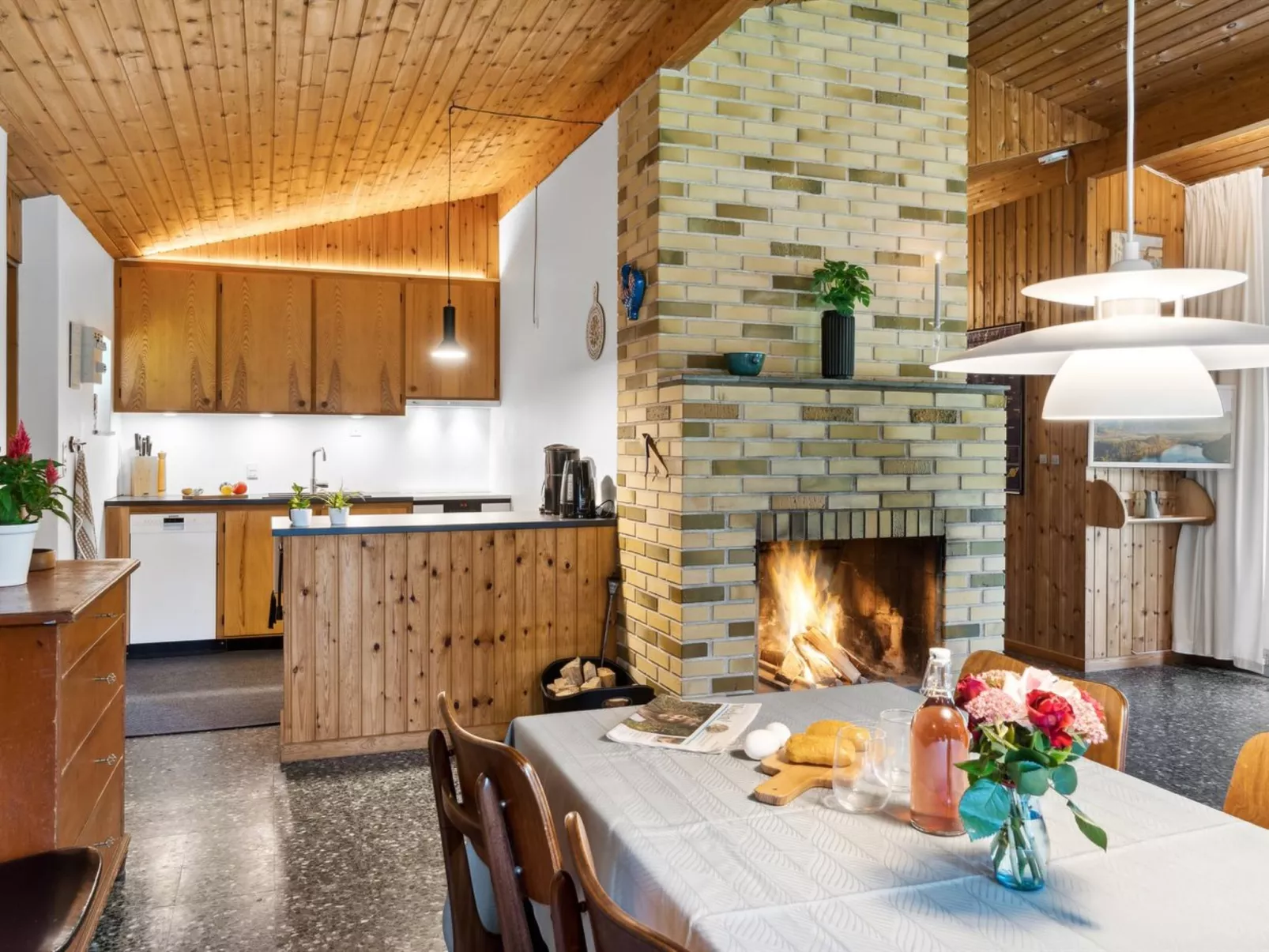 "Fulla" - 650m from the sea-Binnen