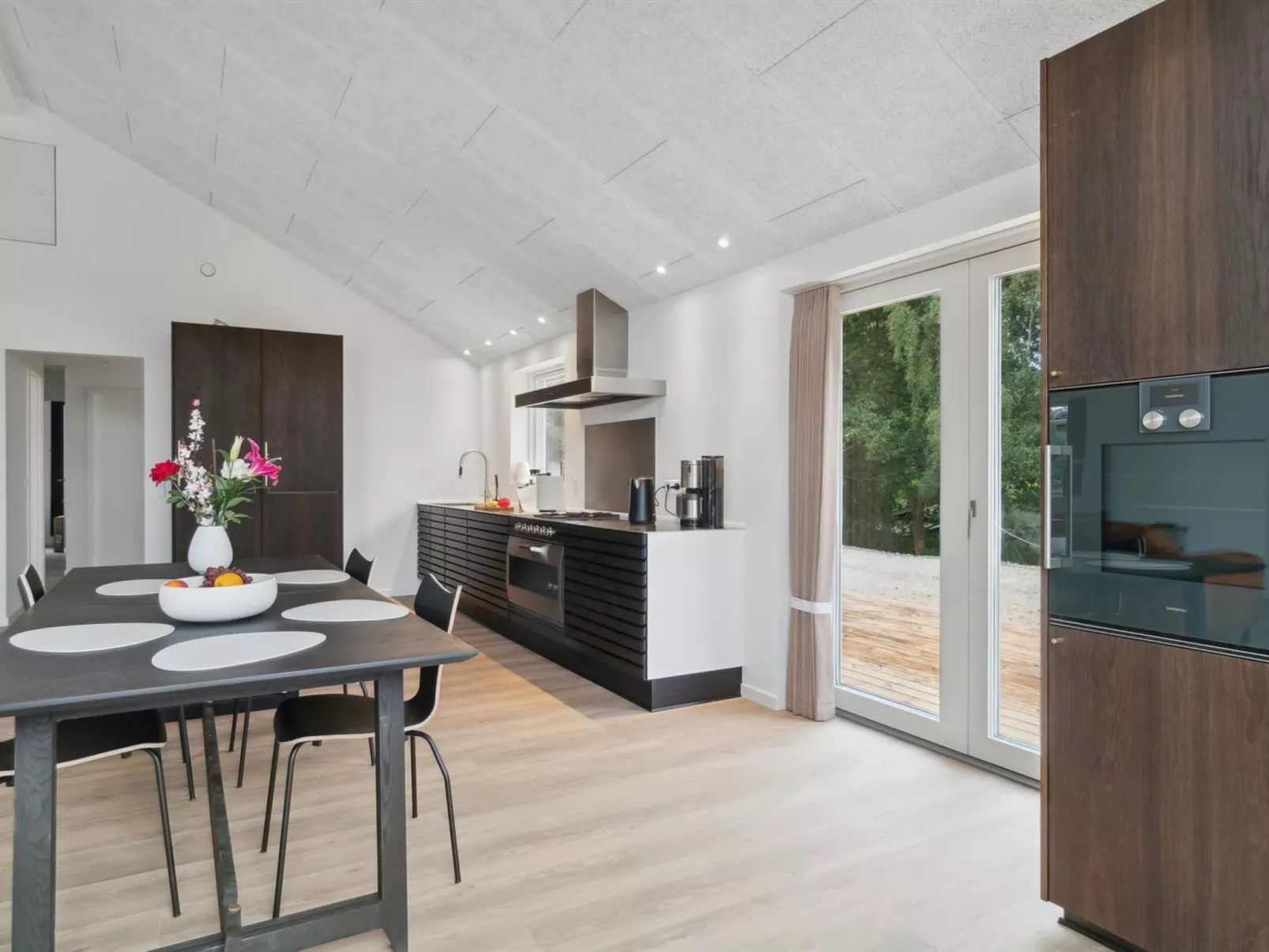 "Nona" - 150m from the sea-Binnen