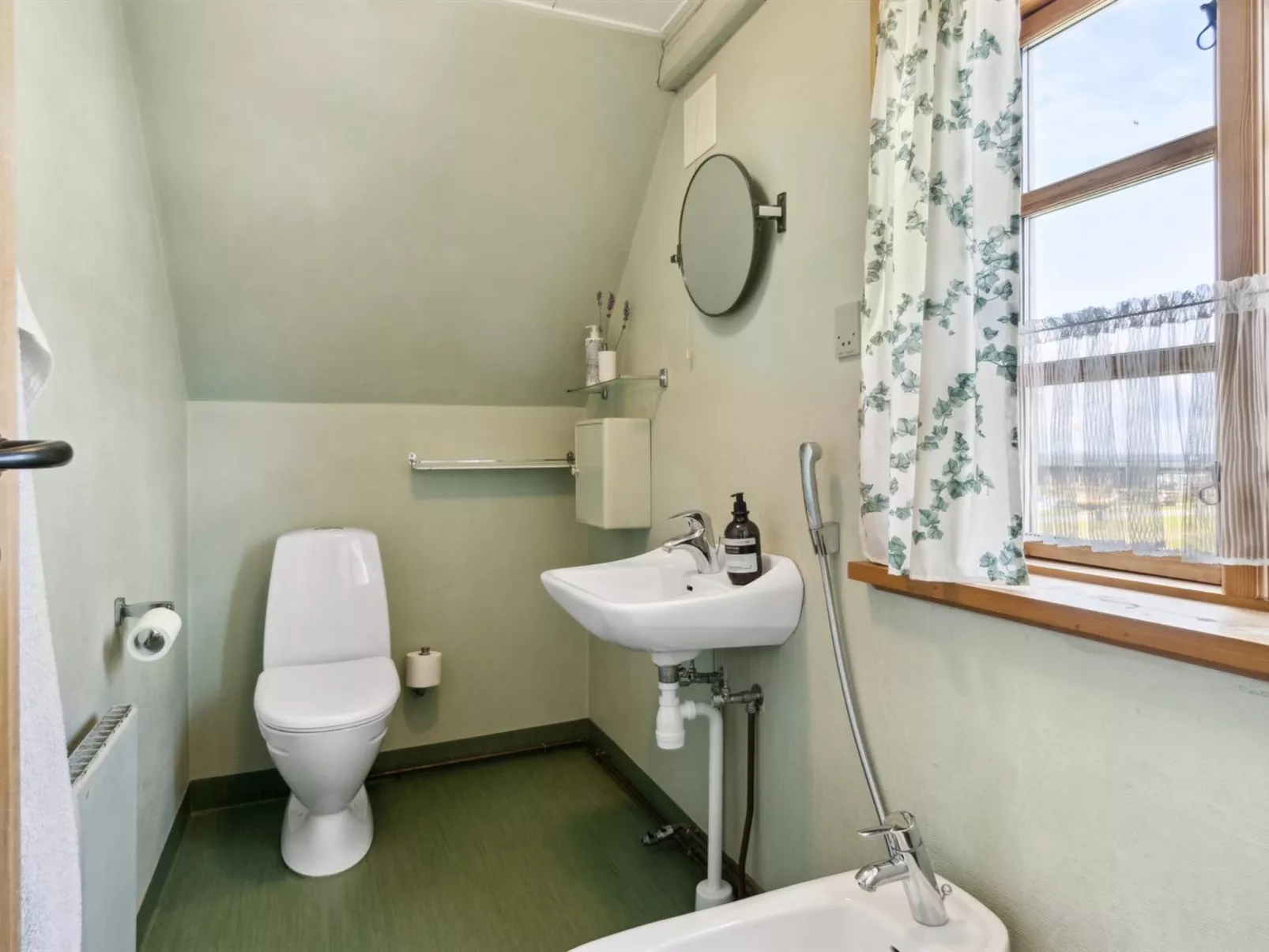 "Merete" - 50m from the sea-Binnen