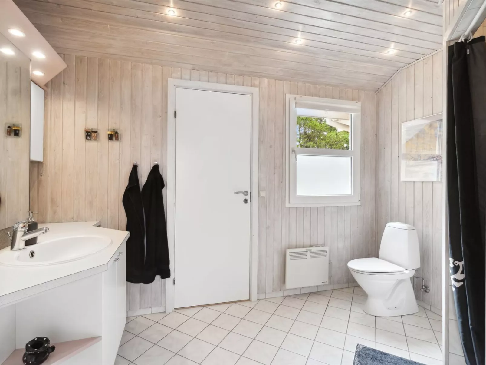 "Flaminia" - 350m from the sea-Binnen