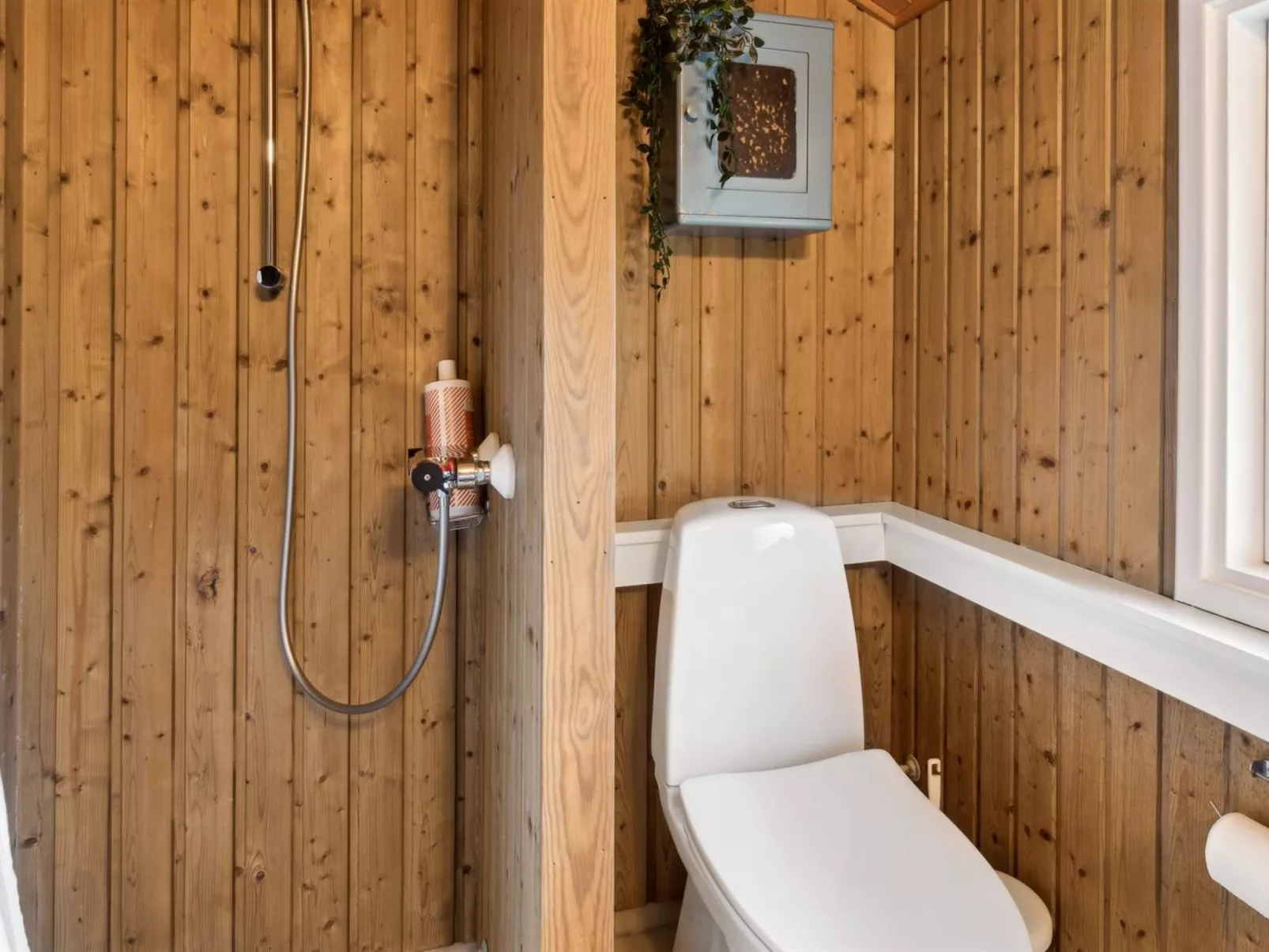 "Eyer" - 20m from the sea-Binnen