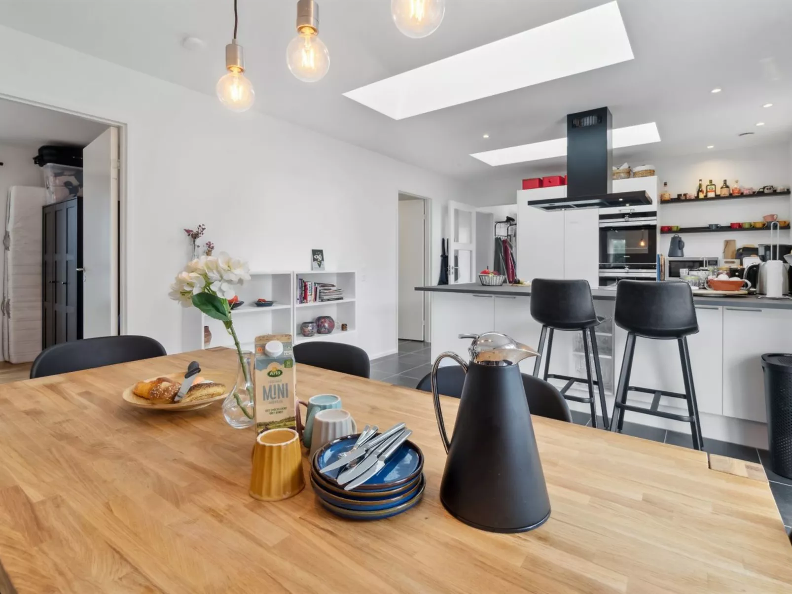 "Helmi" - 1km from the sea-Binnen