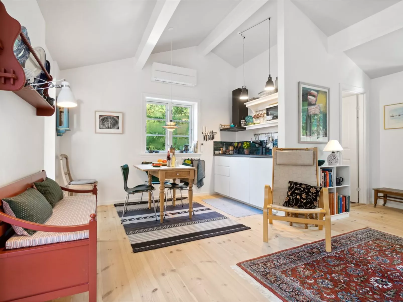 "Nayati" - 60m from the sea-Binnen