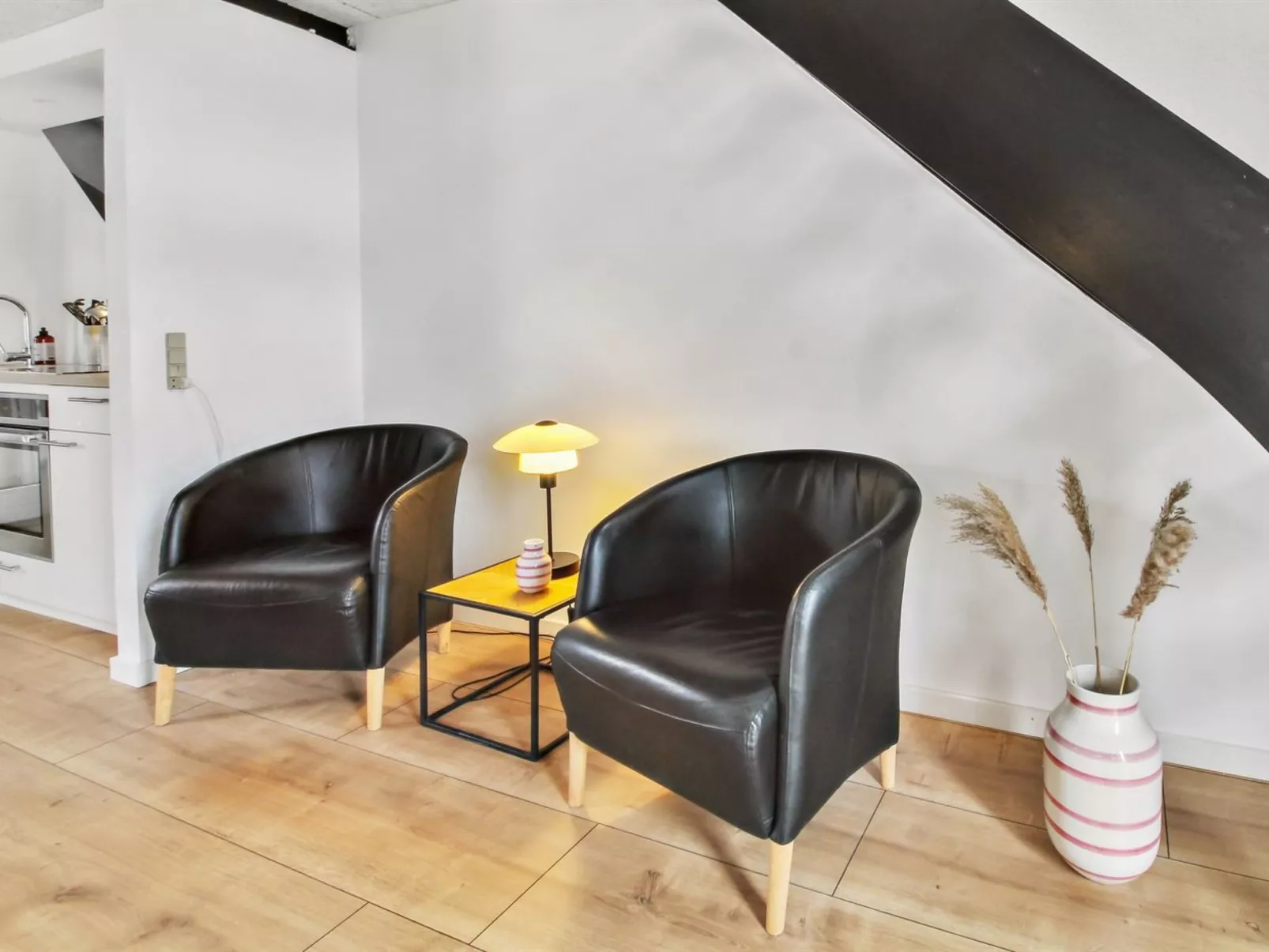 "Ilka" - 2.3km from the sea-Binnen