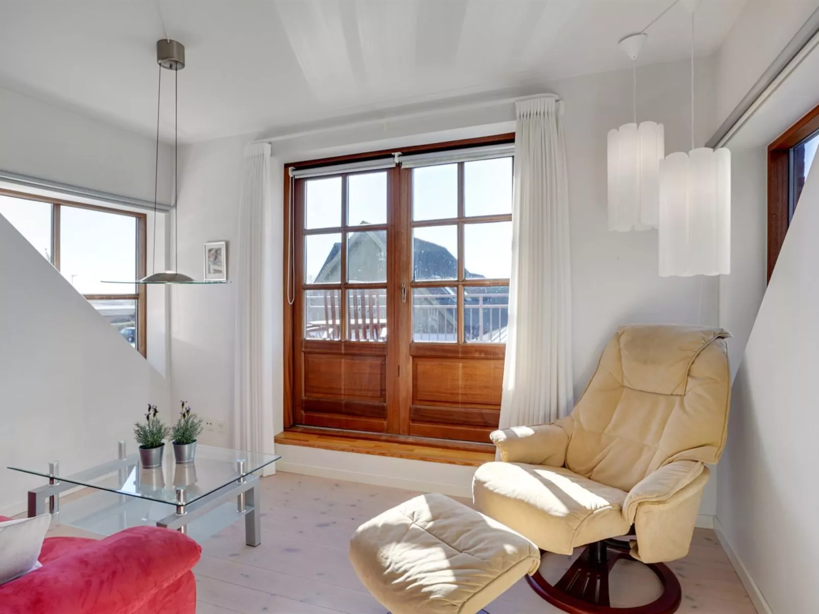 "Iarund" - 500m to the fjord-Binnen