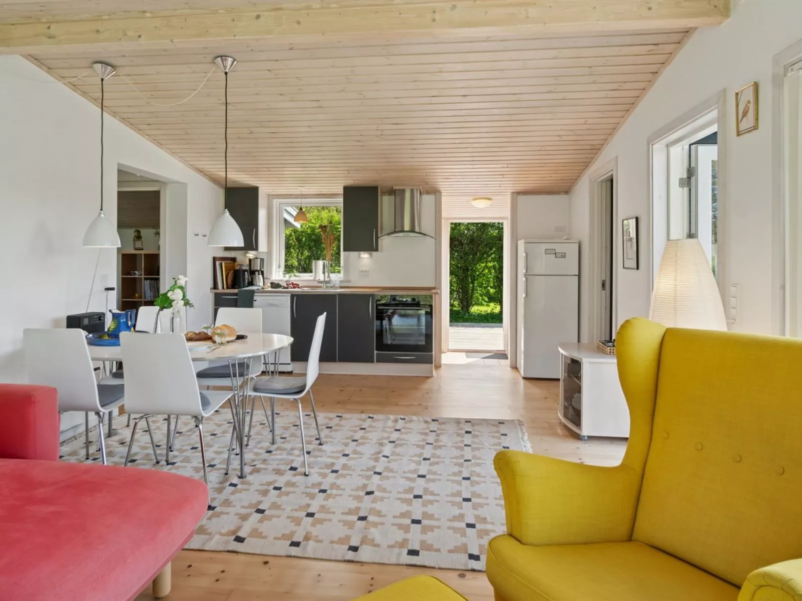 "Bassi" - 650m from the sea-Binnen