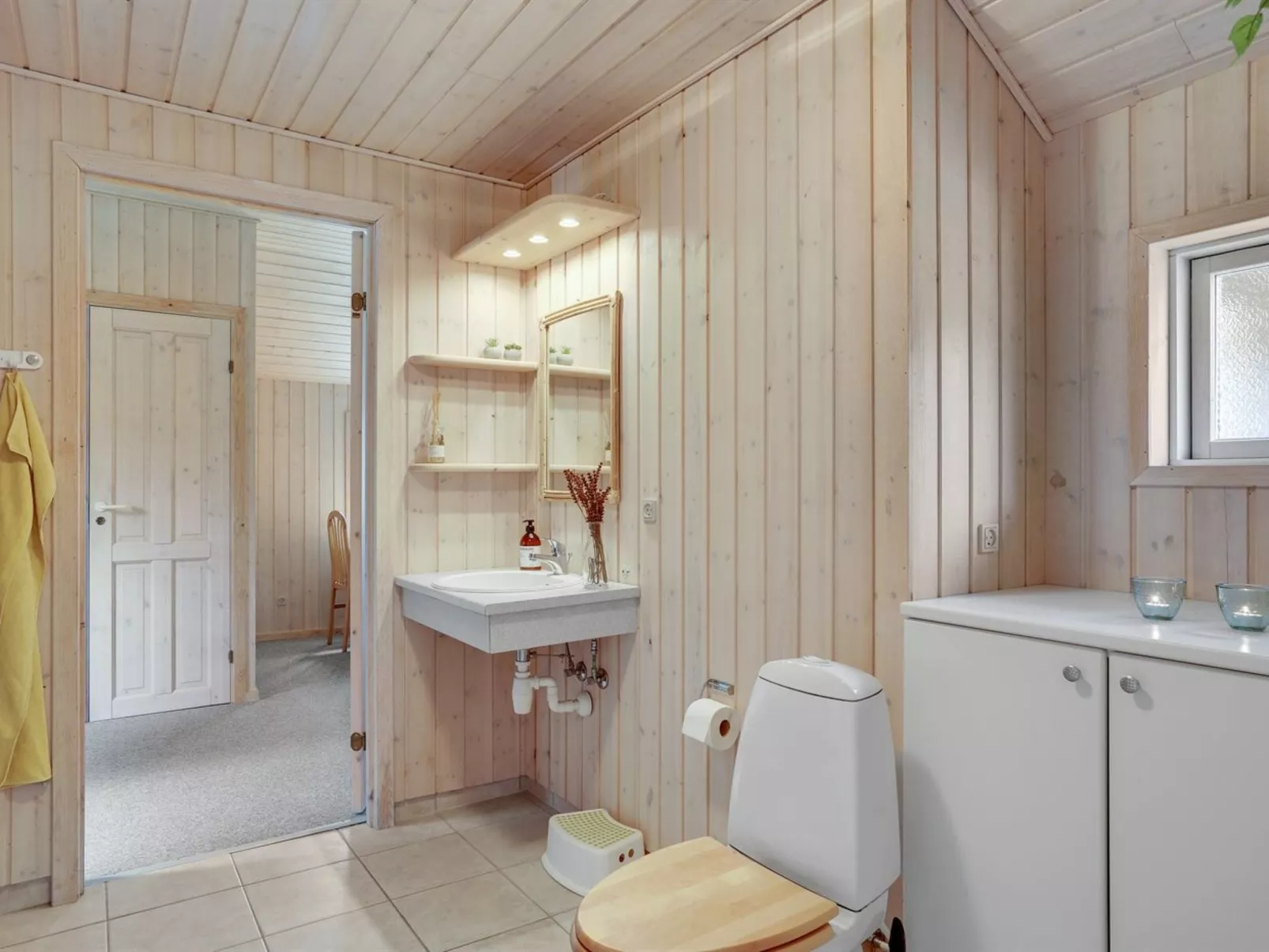 "Aneline" - 700m from the sea-Binnen