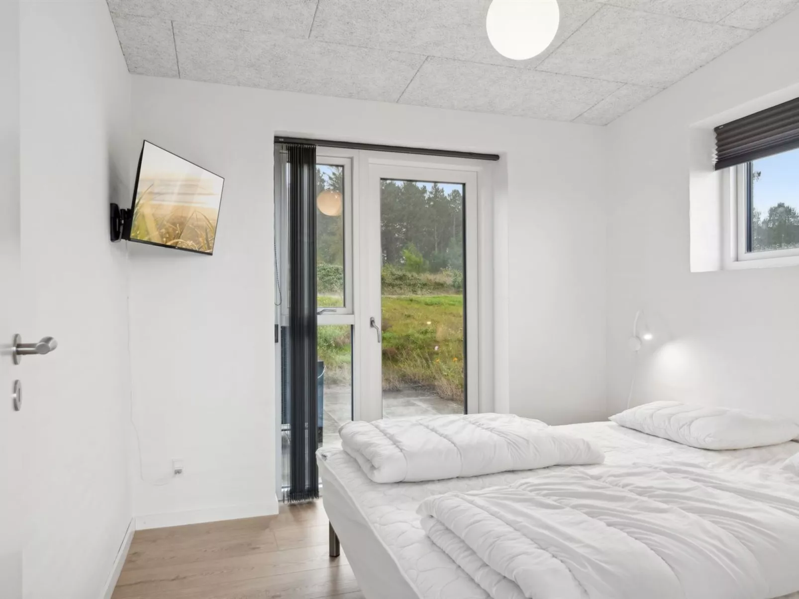 "Ann" - 1.3km from the sea-Binnen