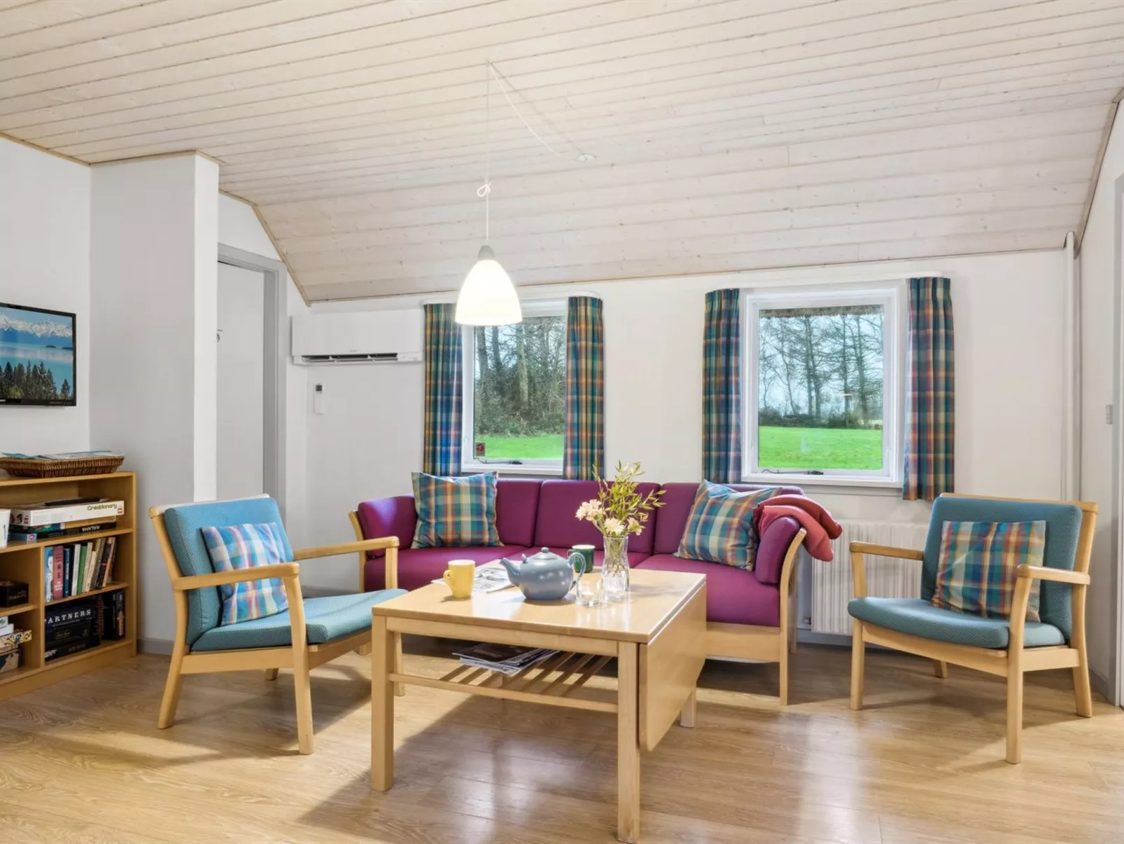 "Annli" - 800m to the fjord-Binnen