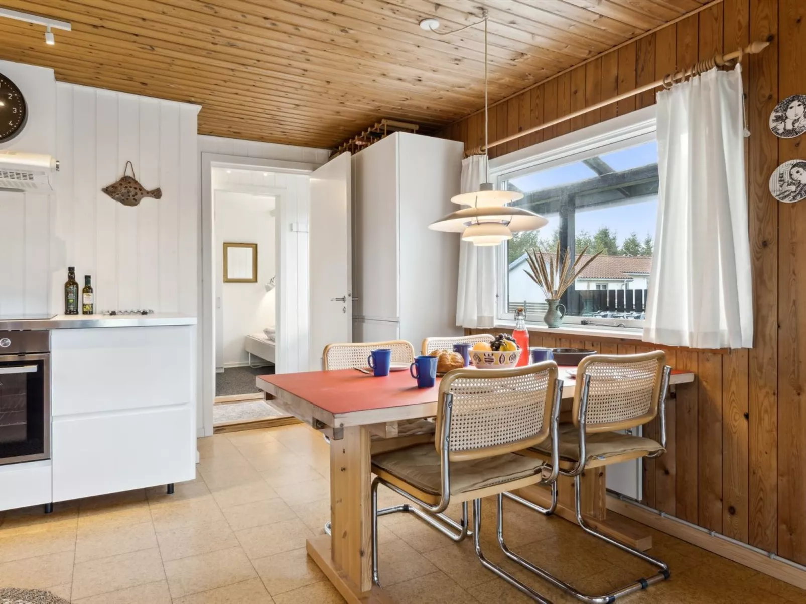 "Jukka" - 2km from the sea-Binnen