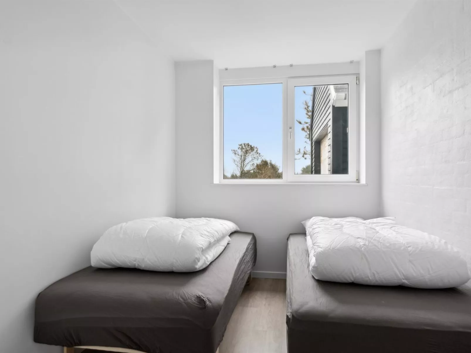 "Ajvi" - 900m from the sea-Binnen