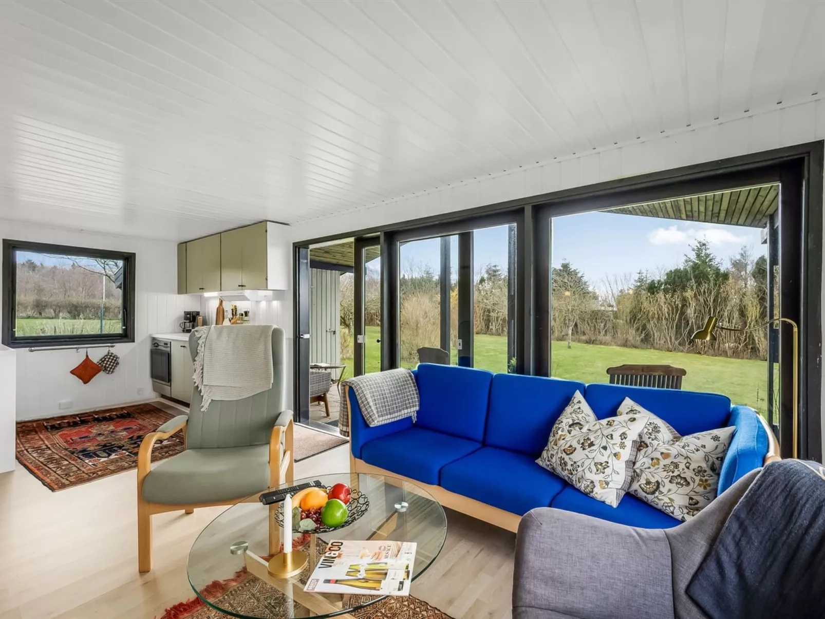 "Jule" - 1.3km to the fjord-Binnen