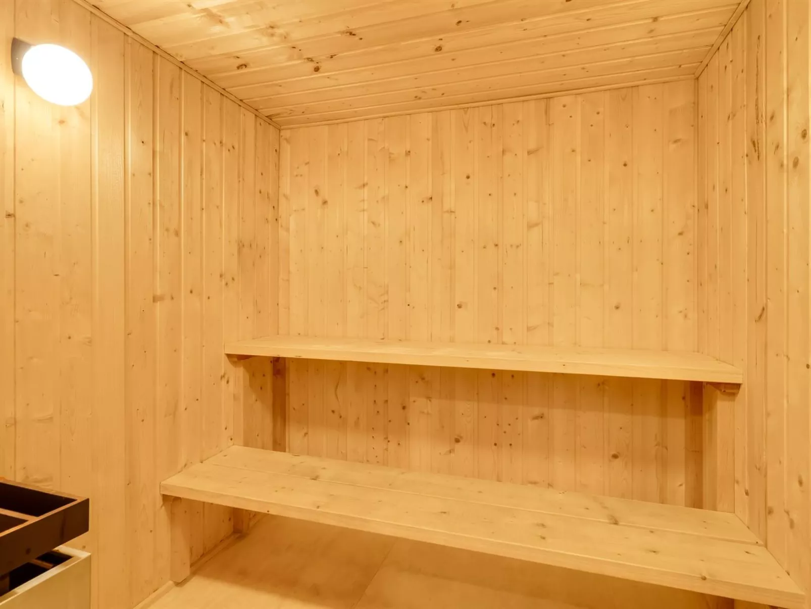 "Edvardsine" - 20m to the fjord-Binnen