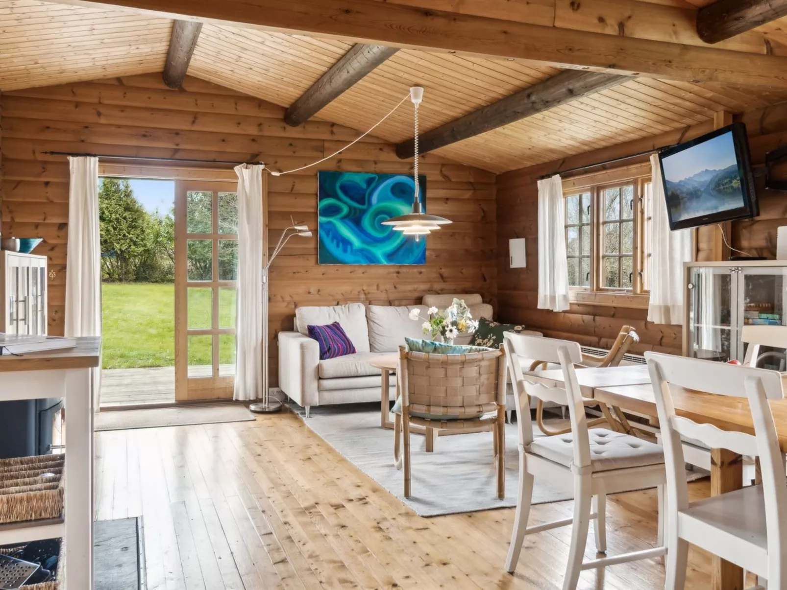 "Ama" - 200m to the fjord-Binnen