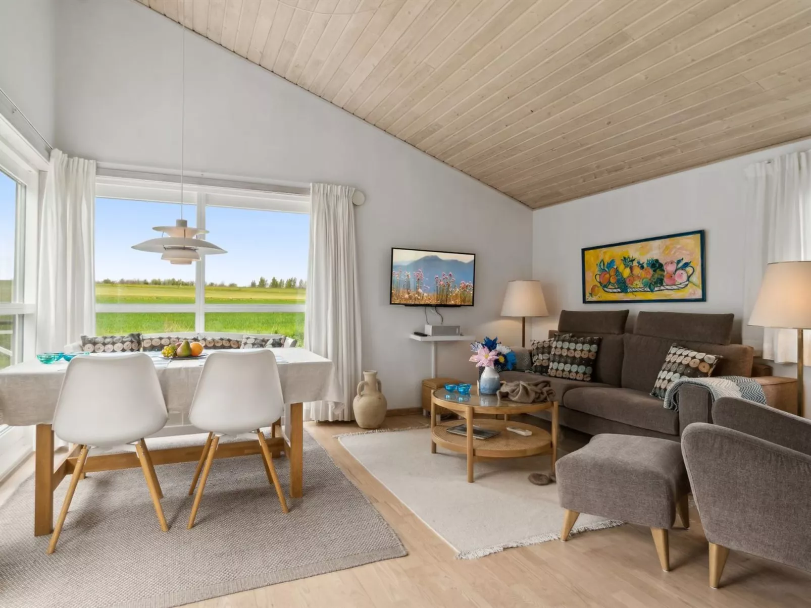 "Melin" - 2.8km from the sea-Binnen